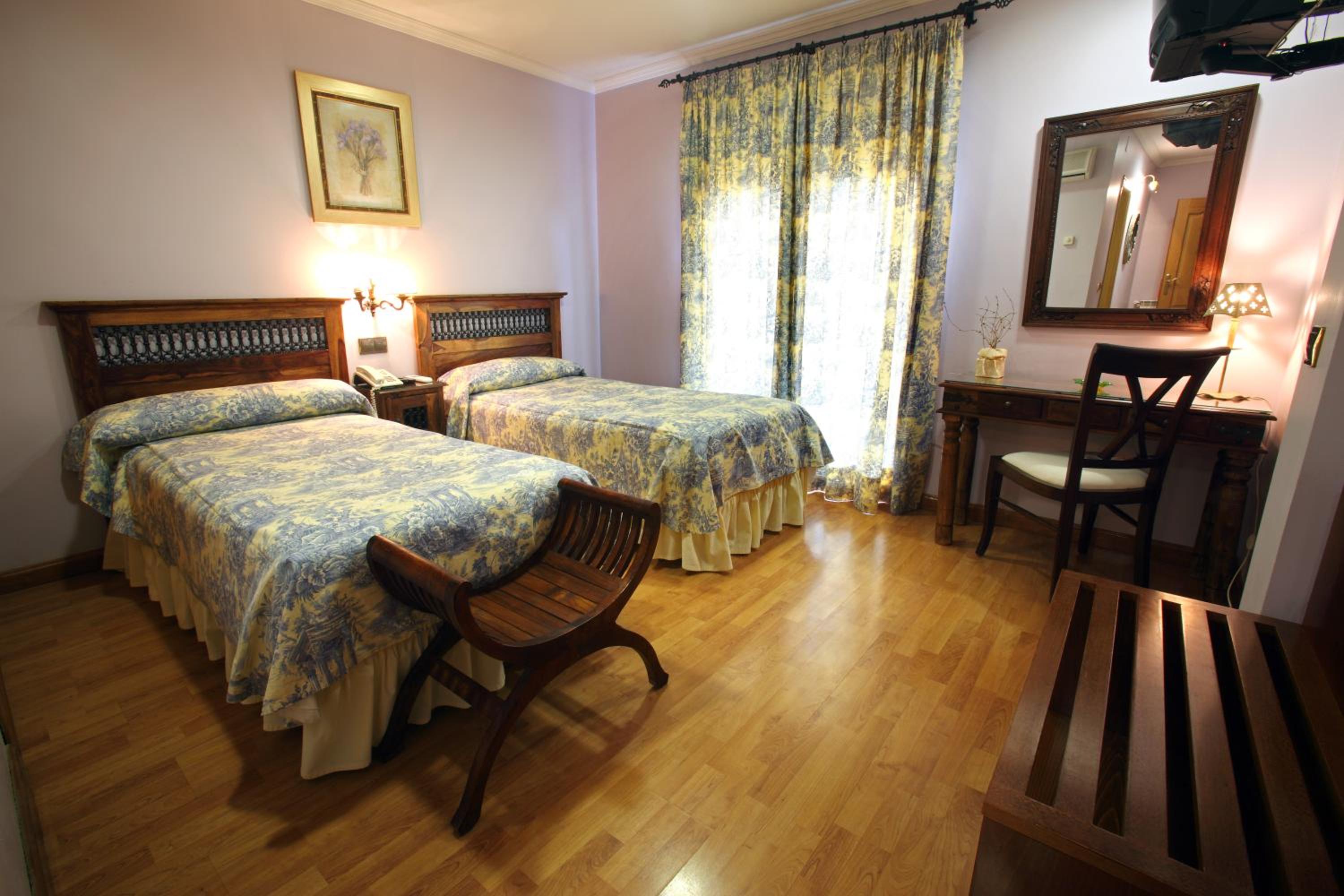 Twin Room photo 2