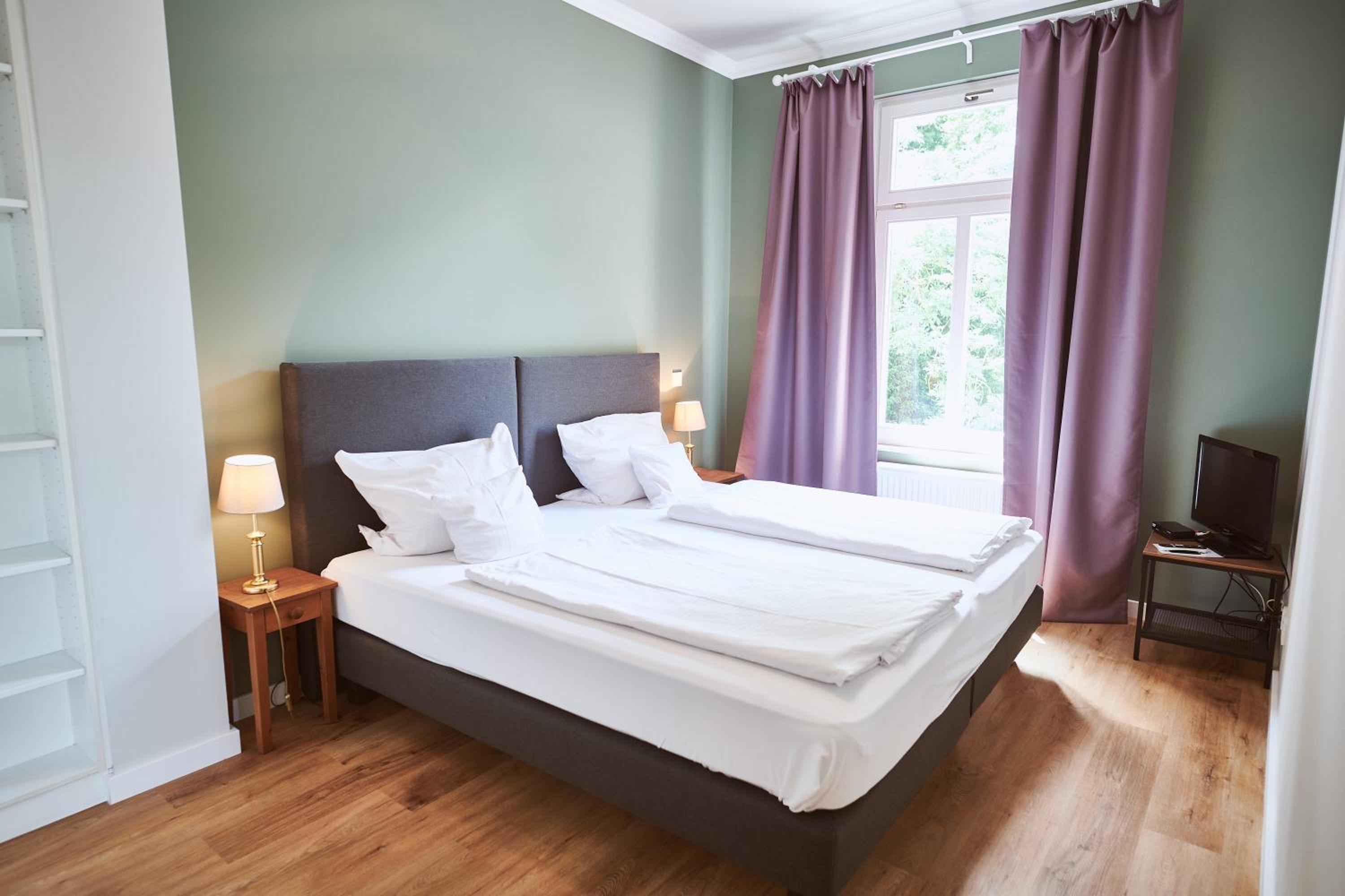 Standard Suite - Photo 4