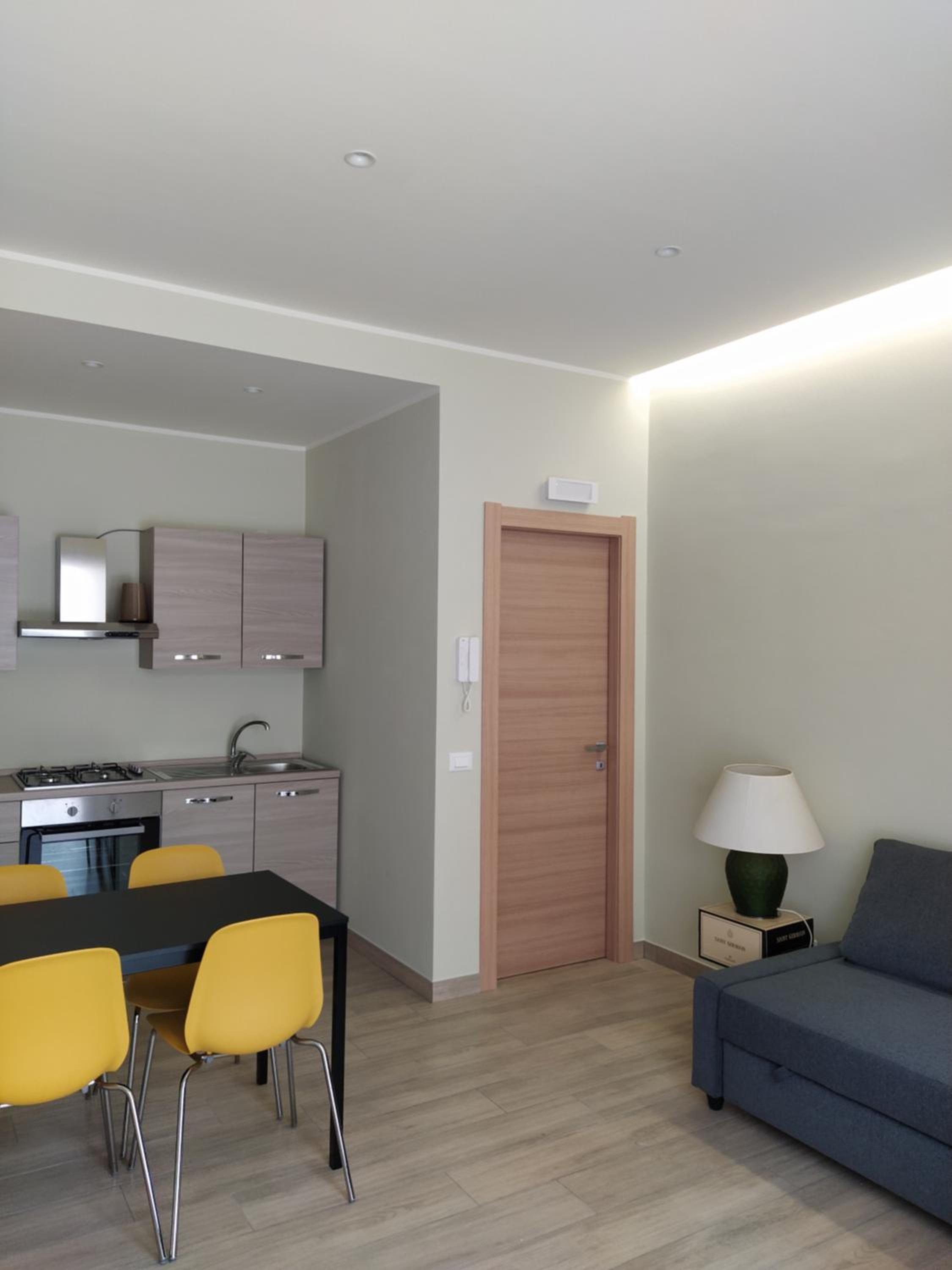 One-Bedroom Apartment photo 3