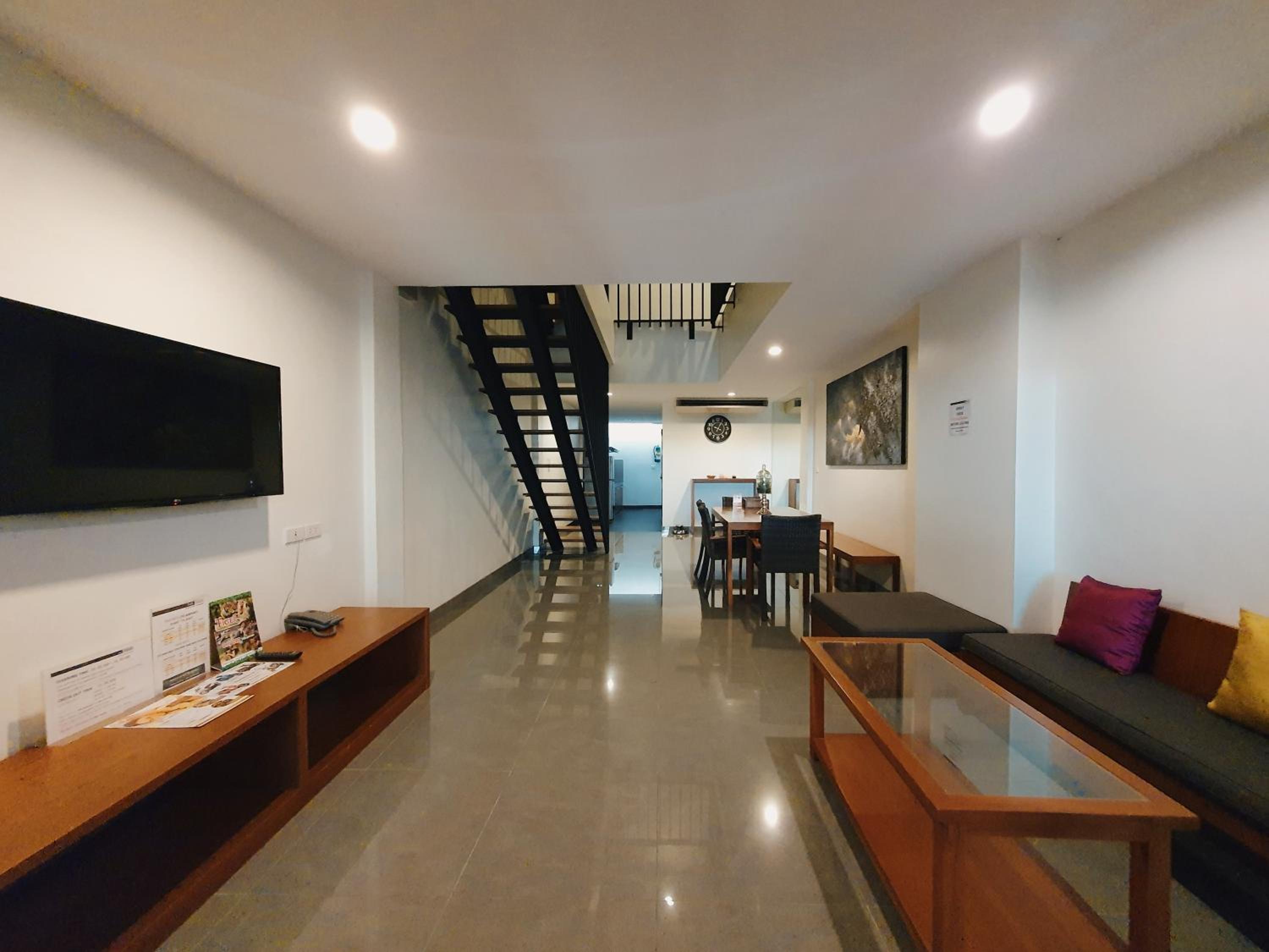 Villa photo 1