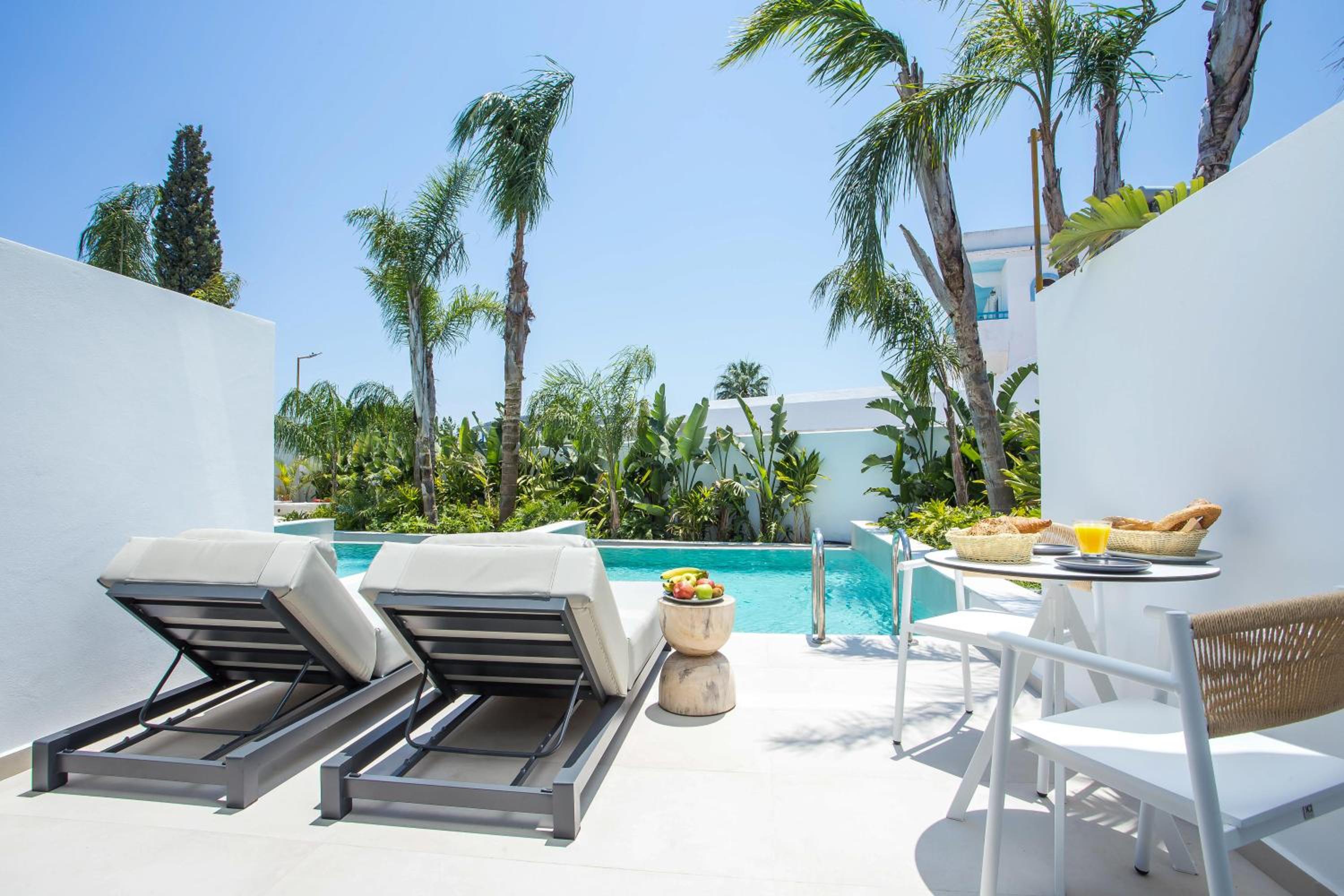 Suite with Private Pool photo 2