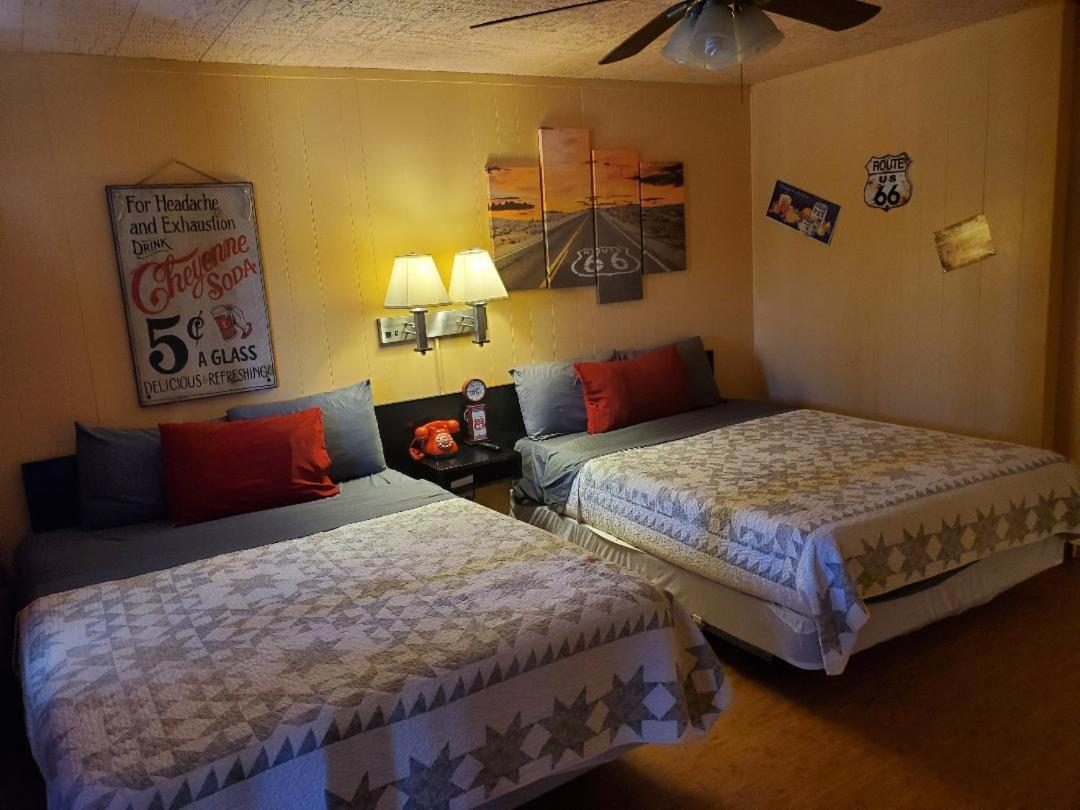 Deluxe Queen Room with Two Queen Beds photo 2