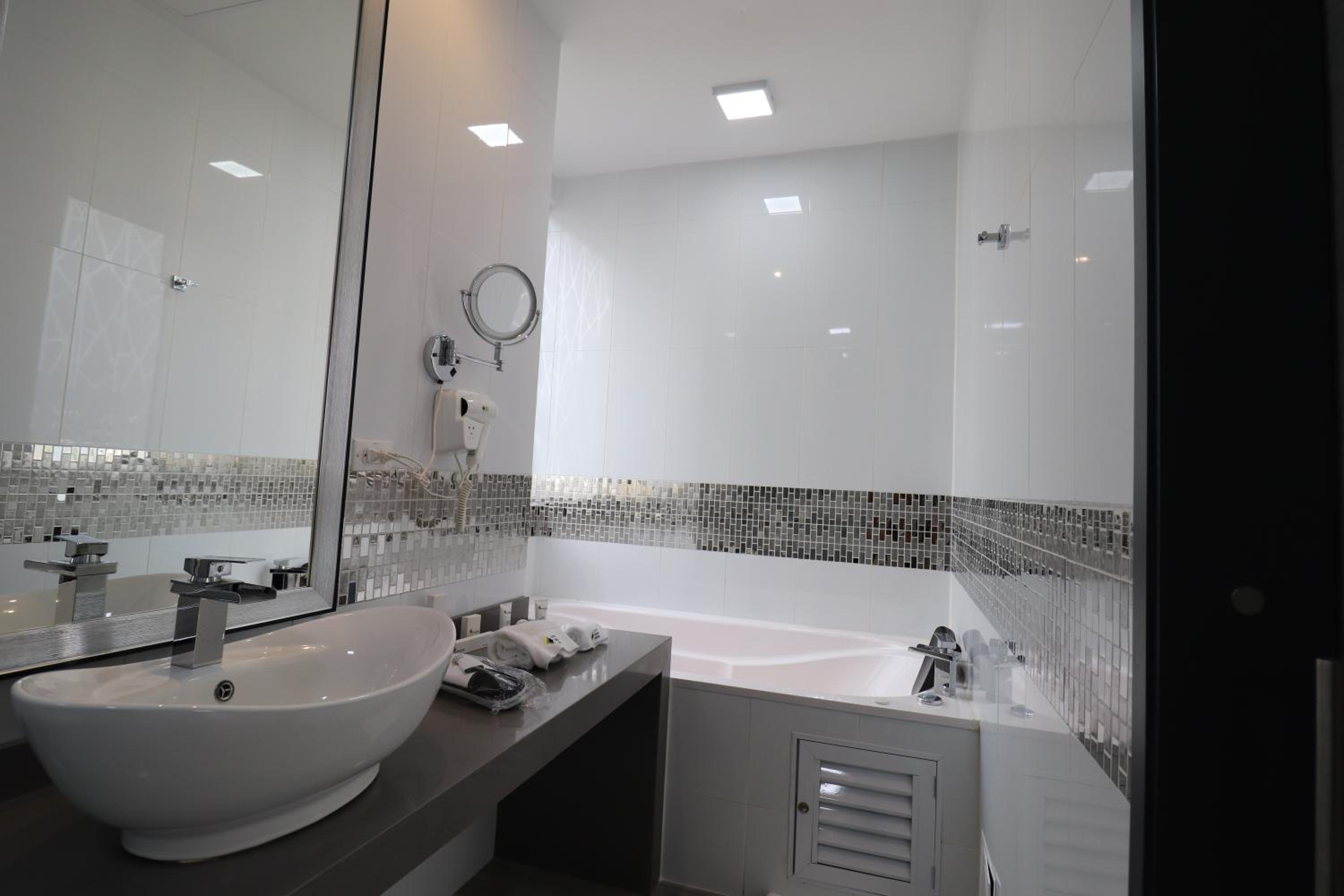 Junior Suite - Photo 3