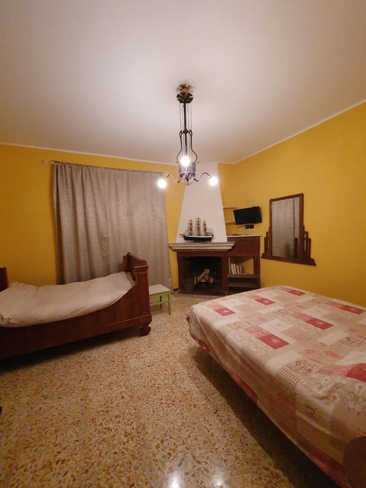 Triple Room with Private External Bathroom photo 3