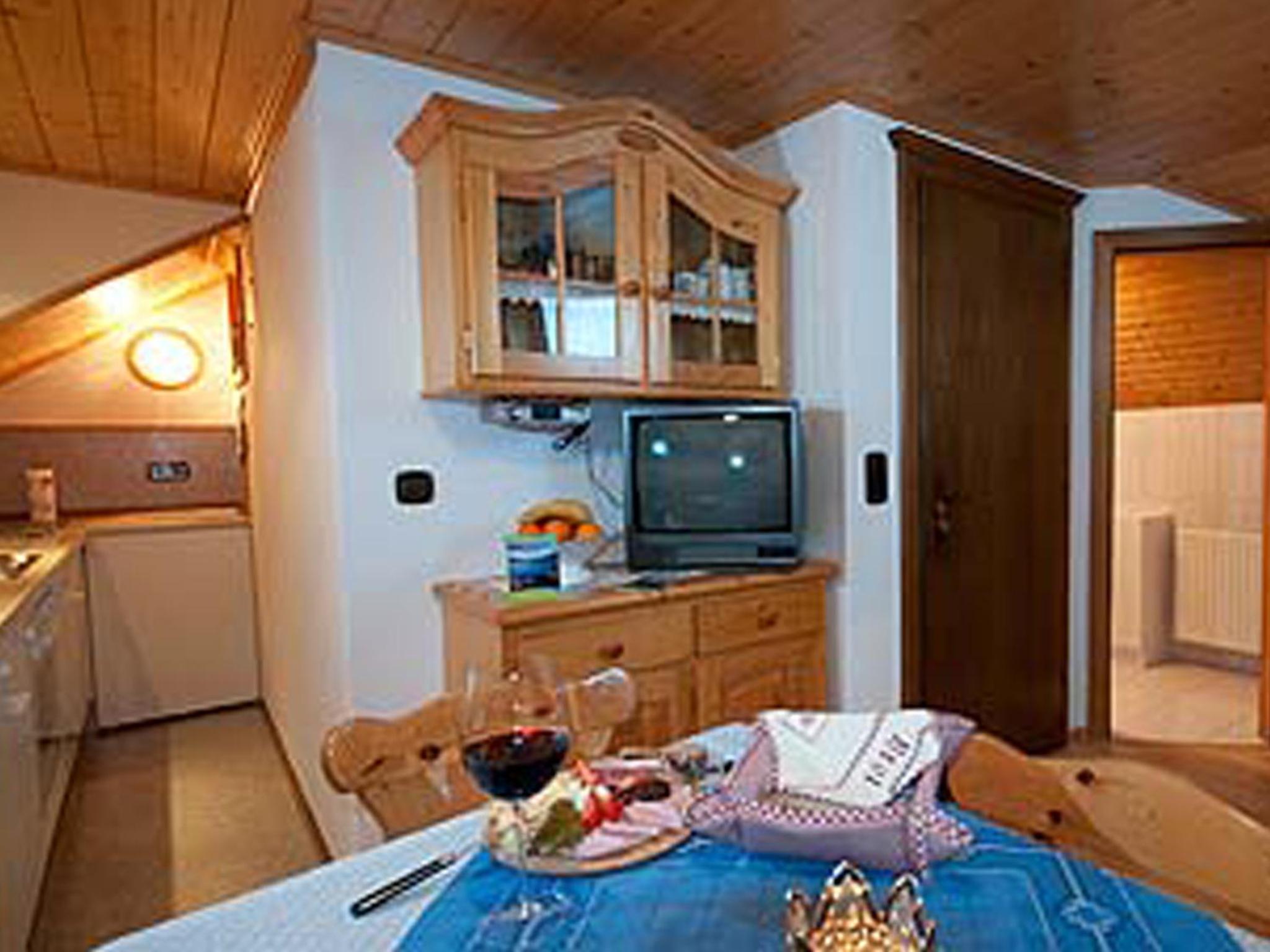 Two-Bedroom Apartment With Mountain View photo 2