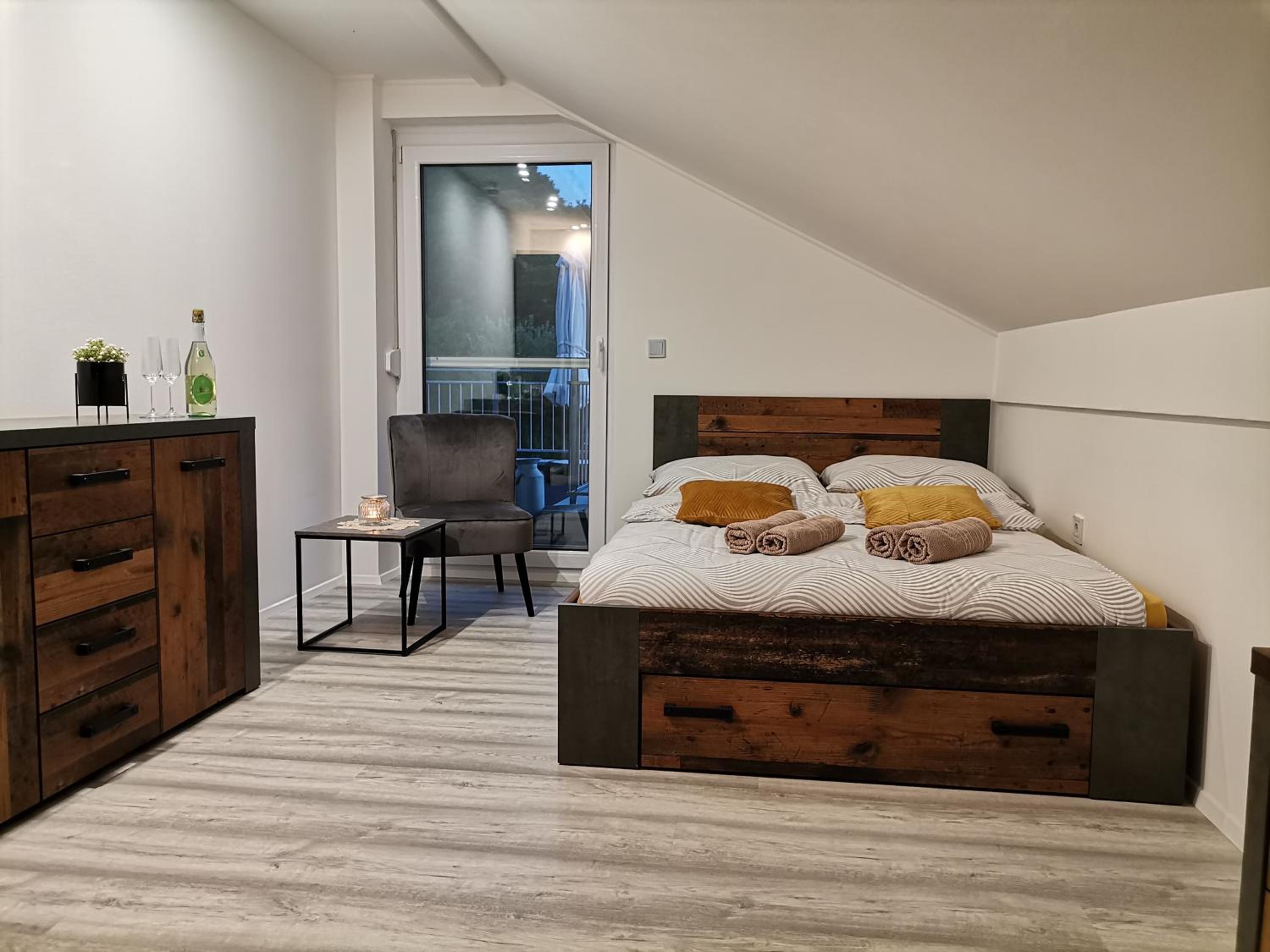 Three-Bedroom House photo 1