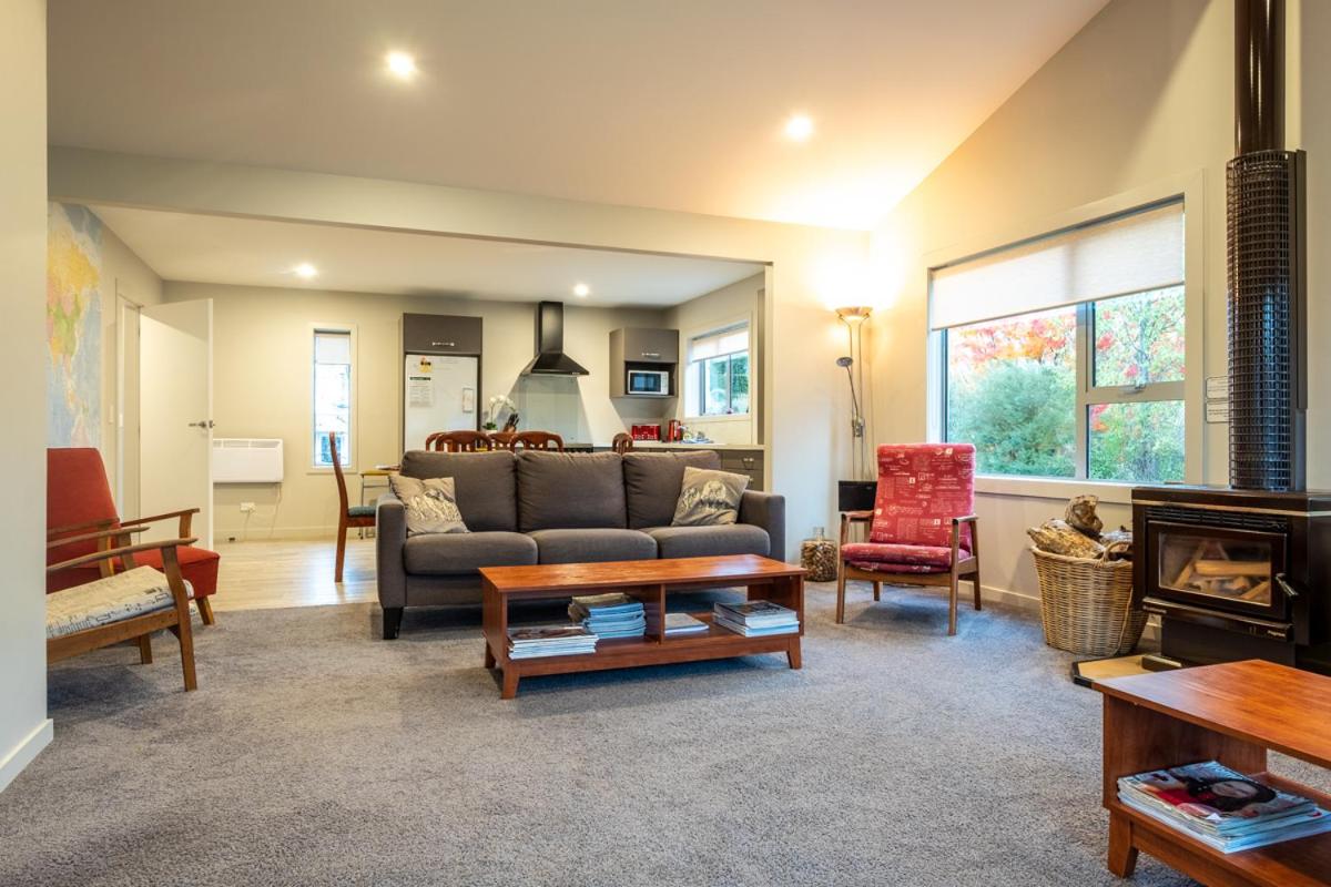Three-Bedroom Vacation Home photo 2