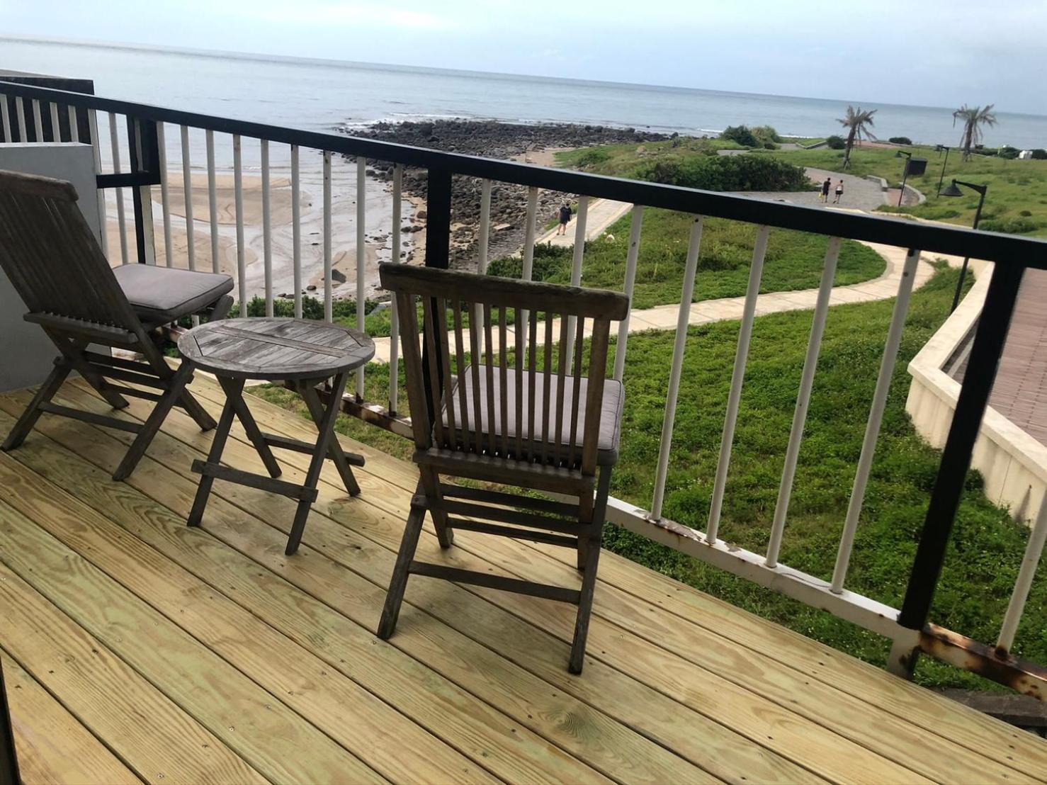 Double Room with Balcony and Side Sea View photo 2