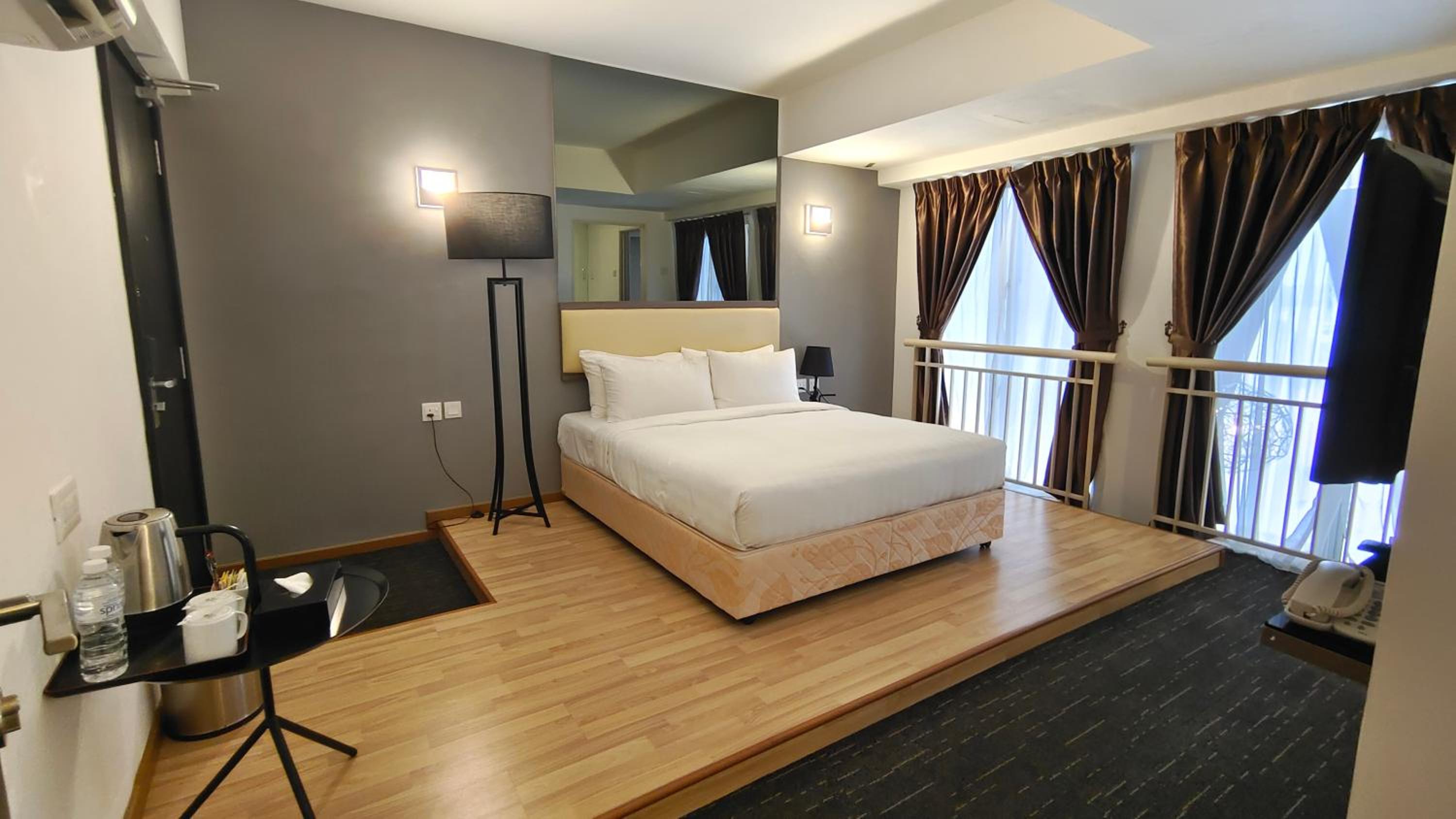 Duplex Room