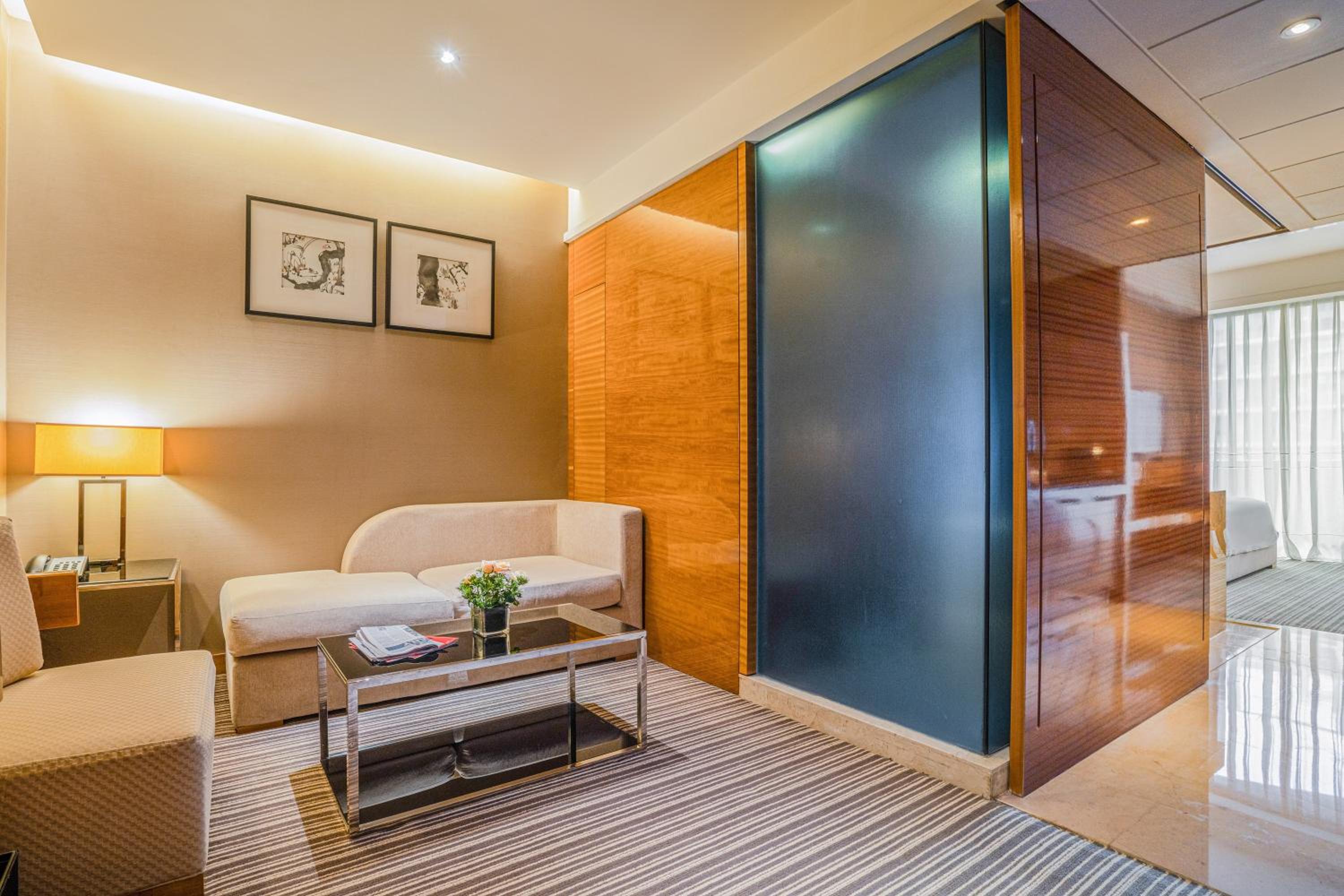 Deluxe King Room with Balcony