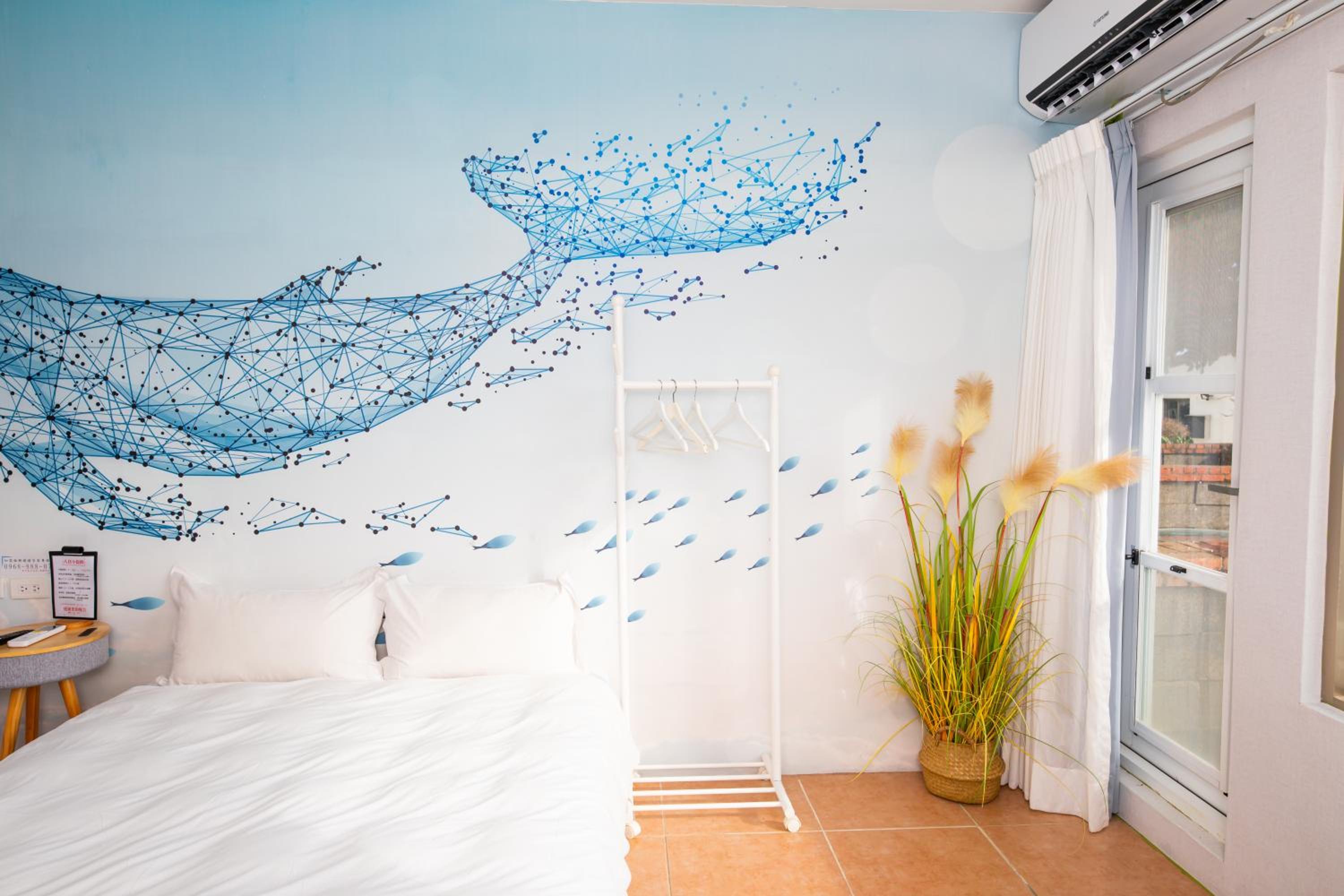 Quadruple Room with Lake View - Photo 1