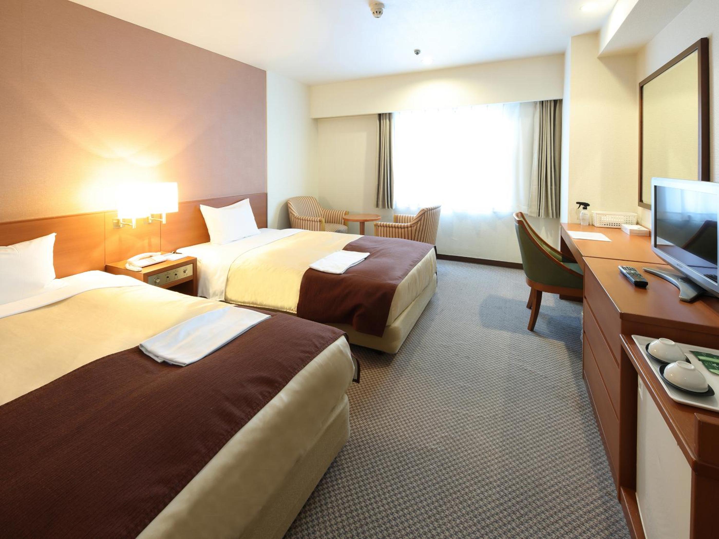 Standard Twin Room