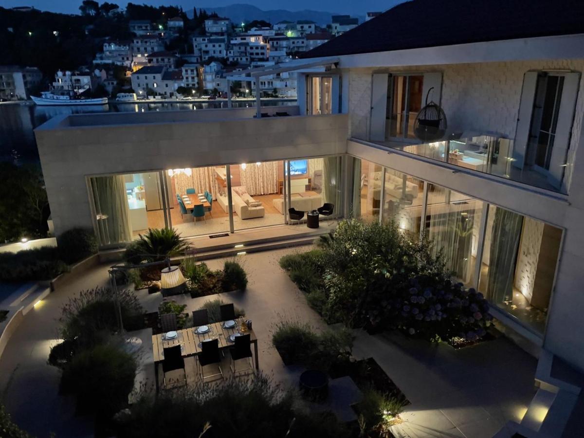Villa with Private Pool photo 1