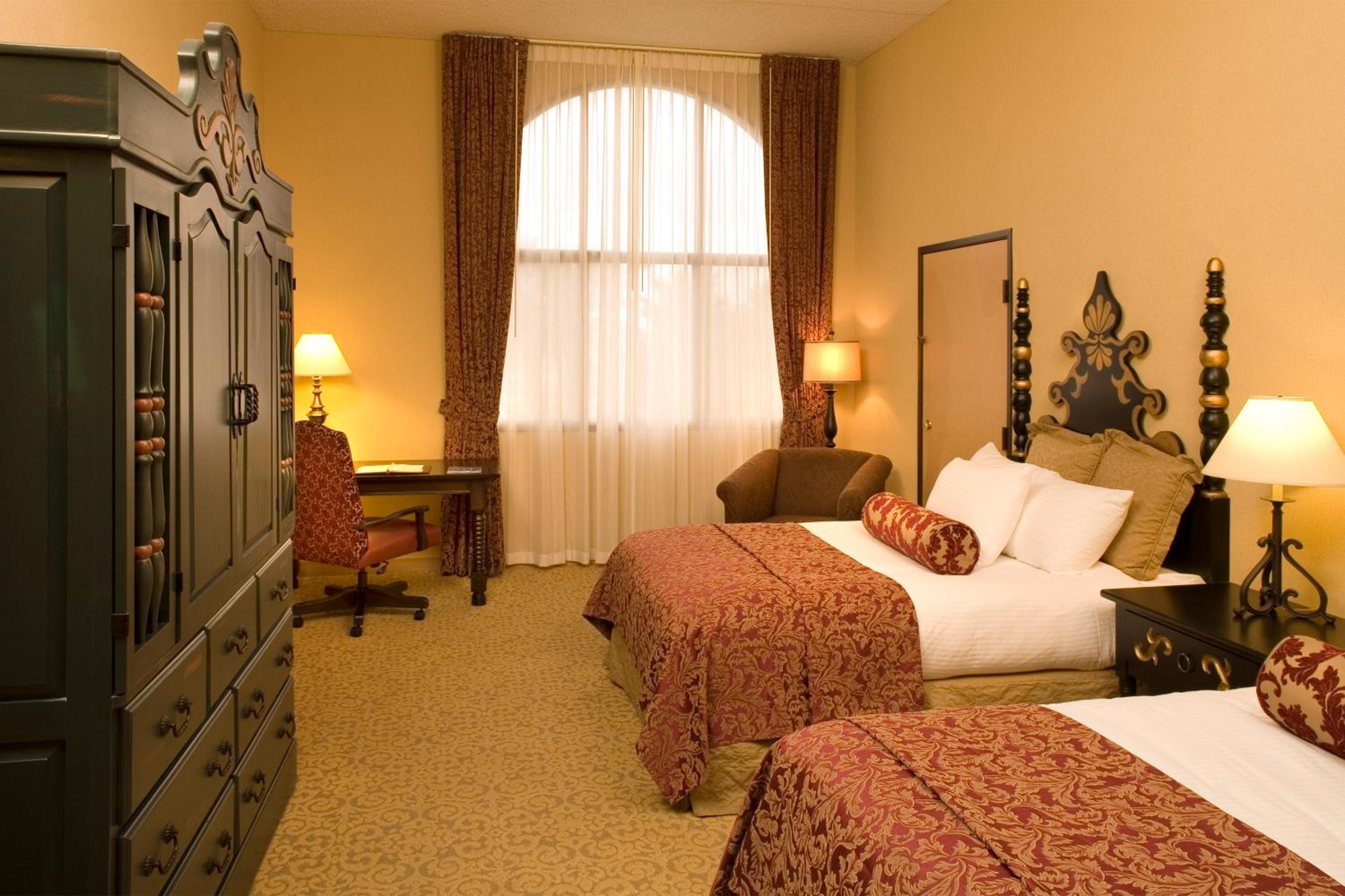 Superior Room with Two Double Beds