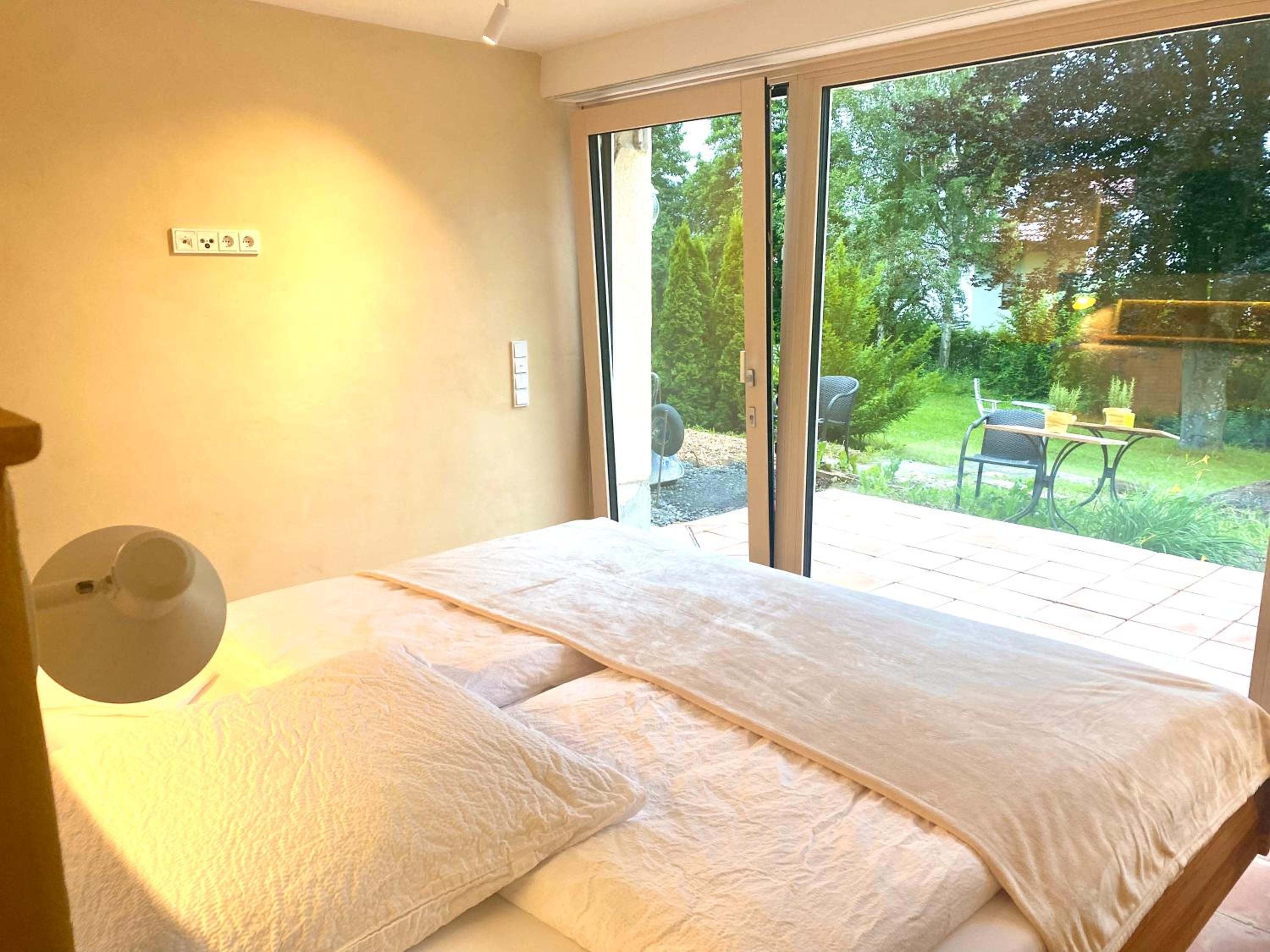 King Room with Garden View - Photo 5