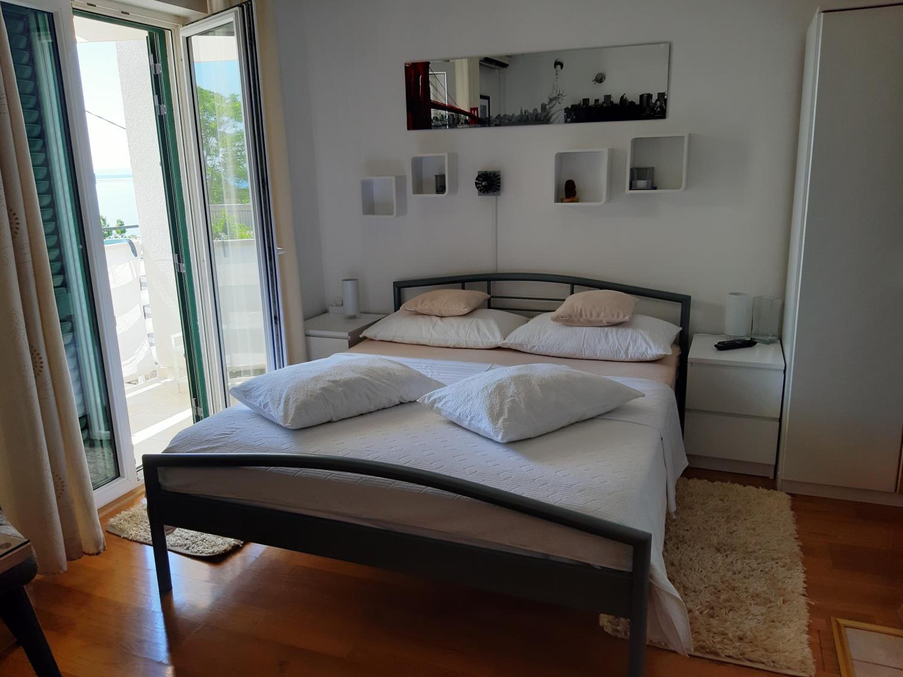 Studio Apartment photo 3