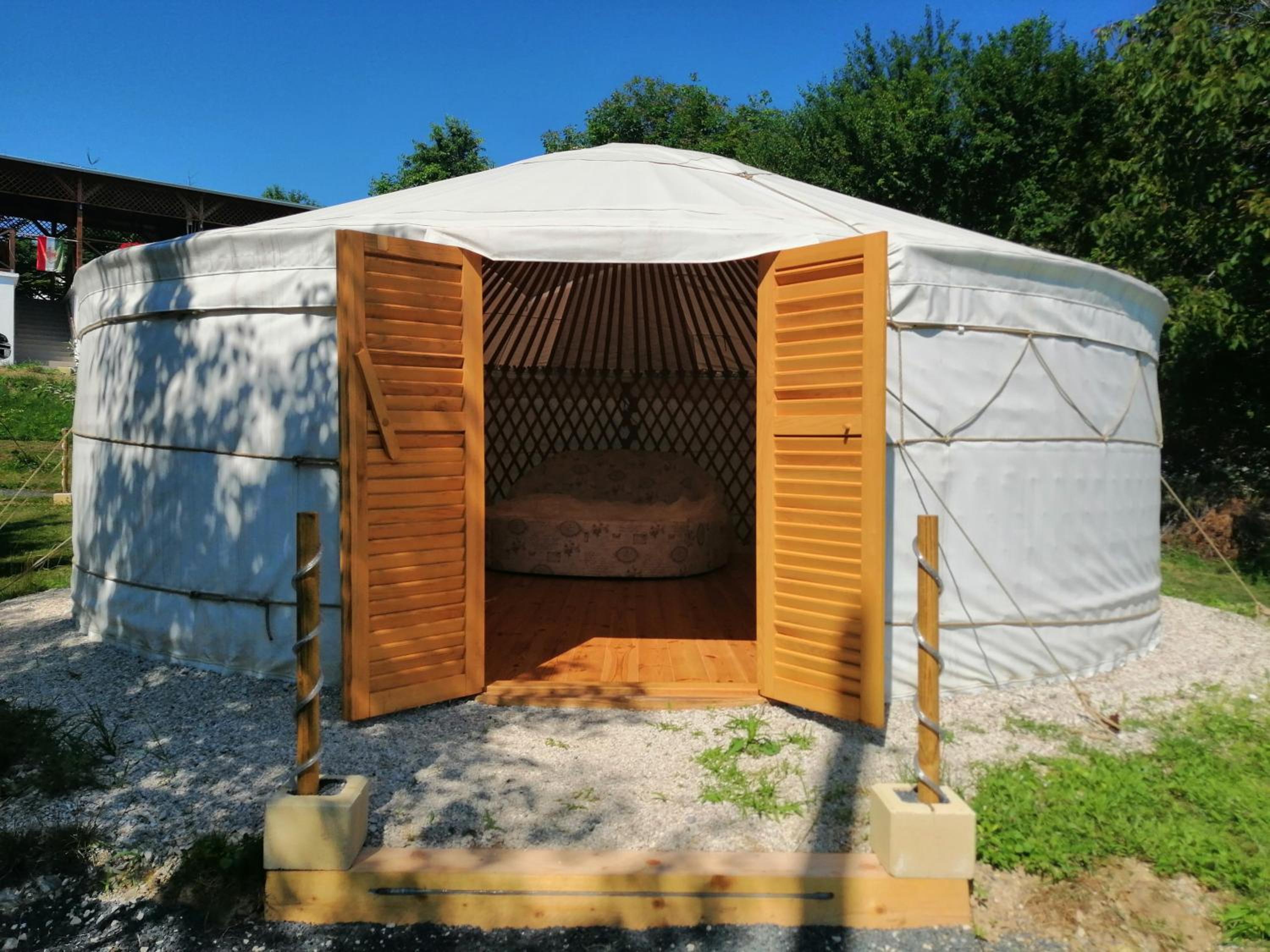 Deluxe Tent - Photo 4