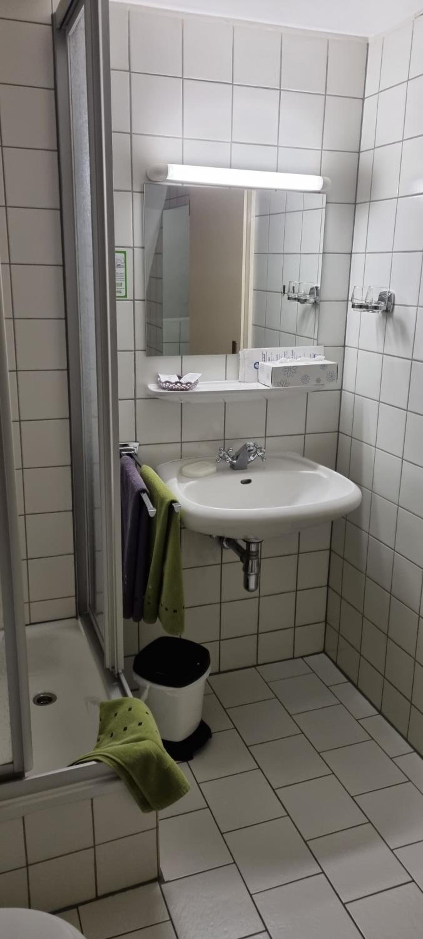 Single Room with Shower photo 3