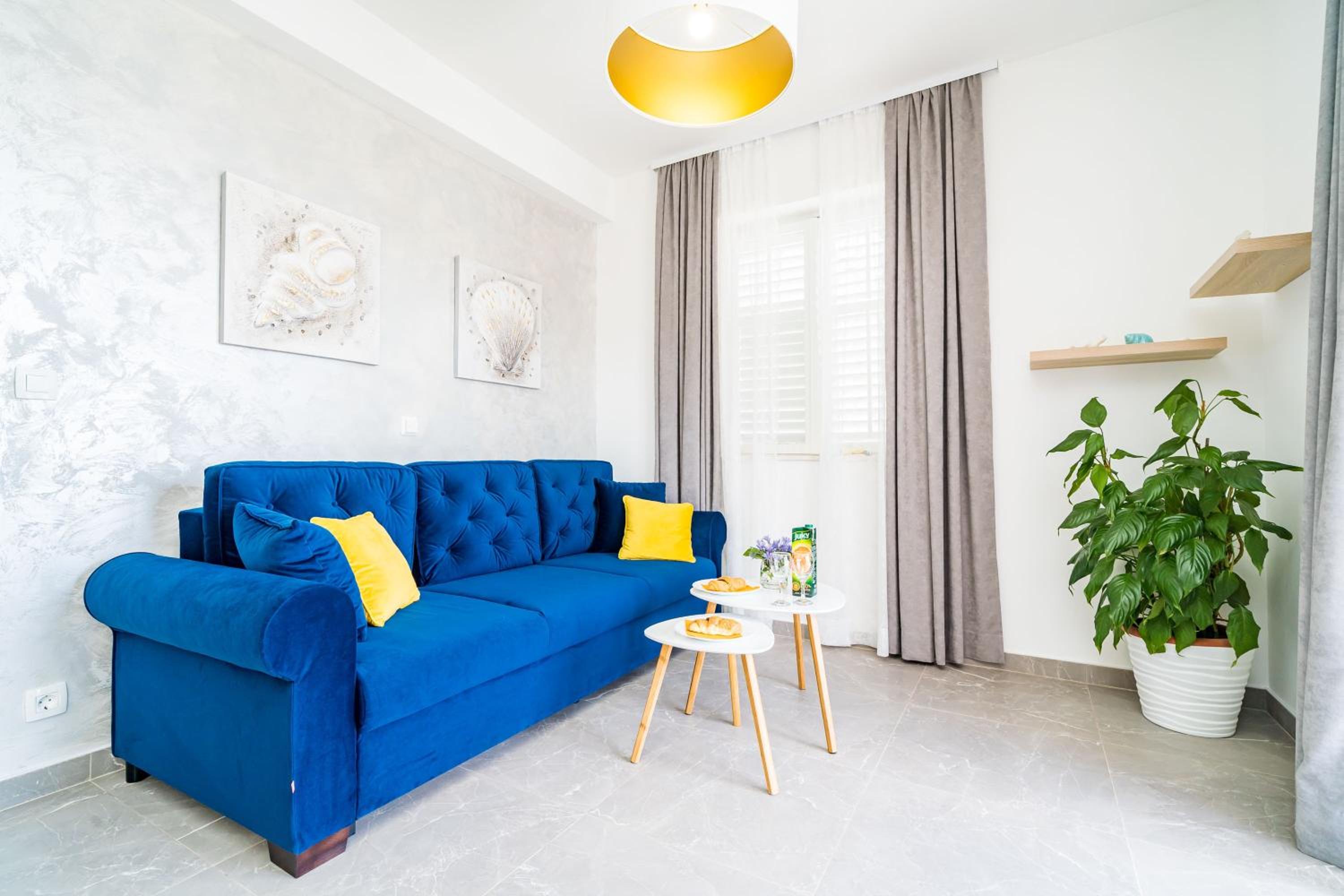 Two Bedroom Apartment with Terrace and Sea View
