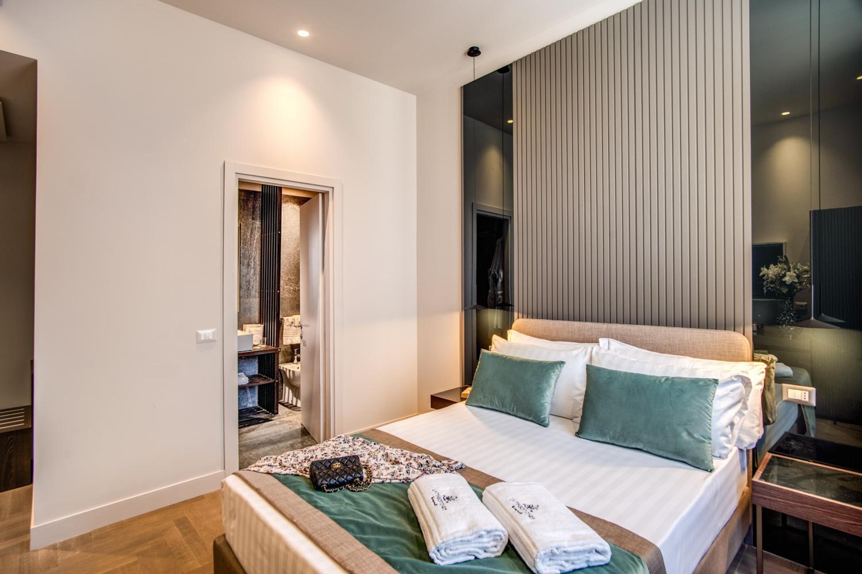 Superior Double Room - Dependance Via Agostino De Pretis 70 photo 1