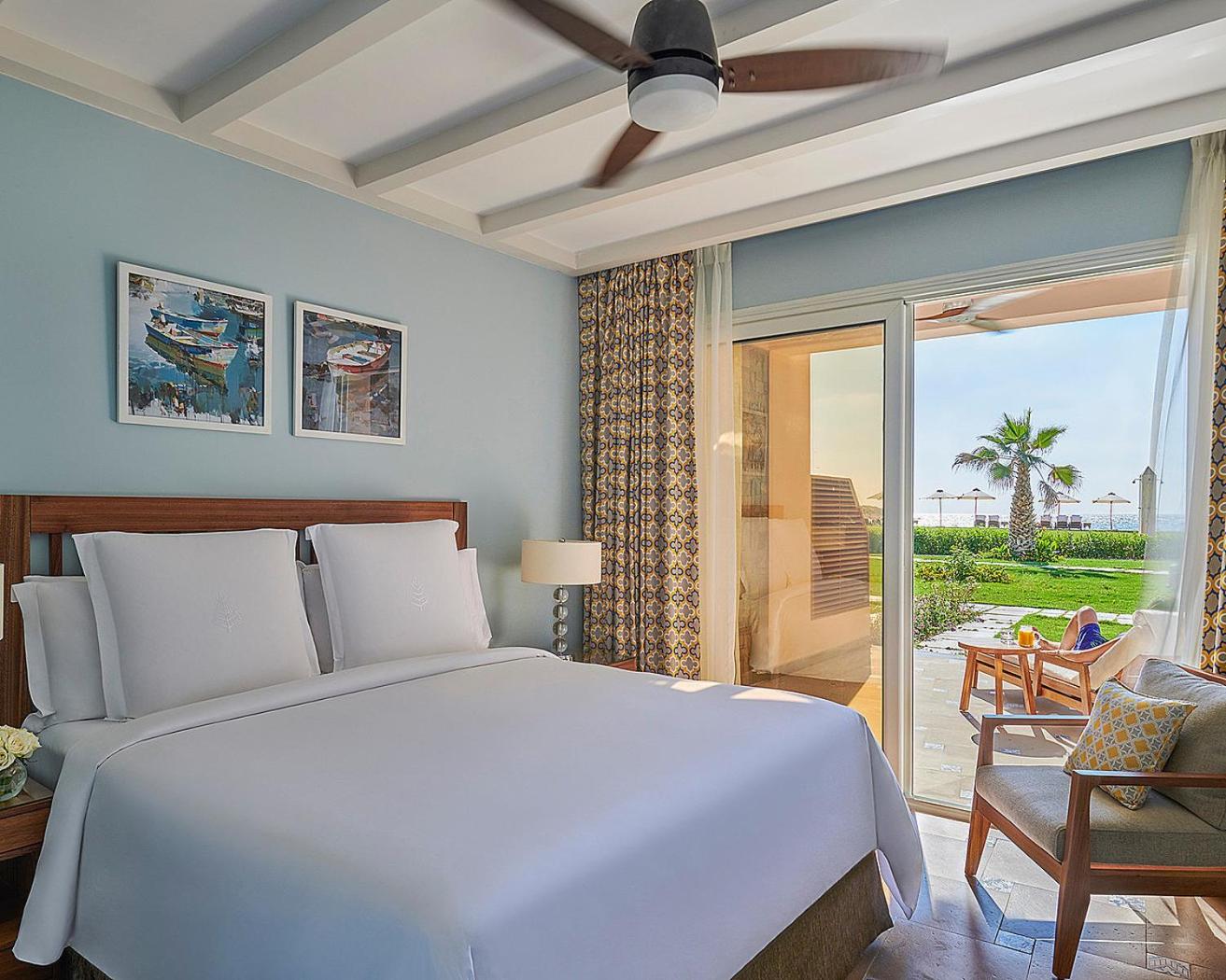 One Bedroom Beach Suite - Photo 1