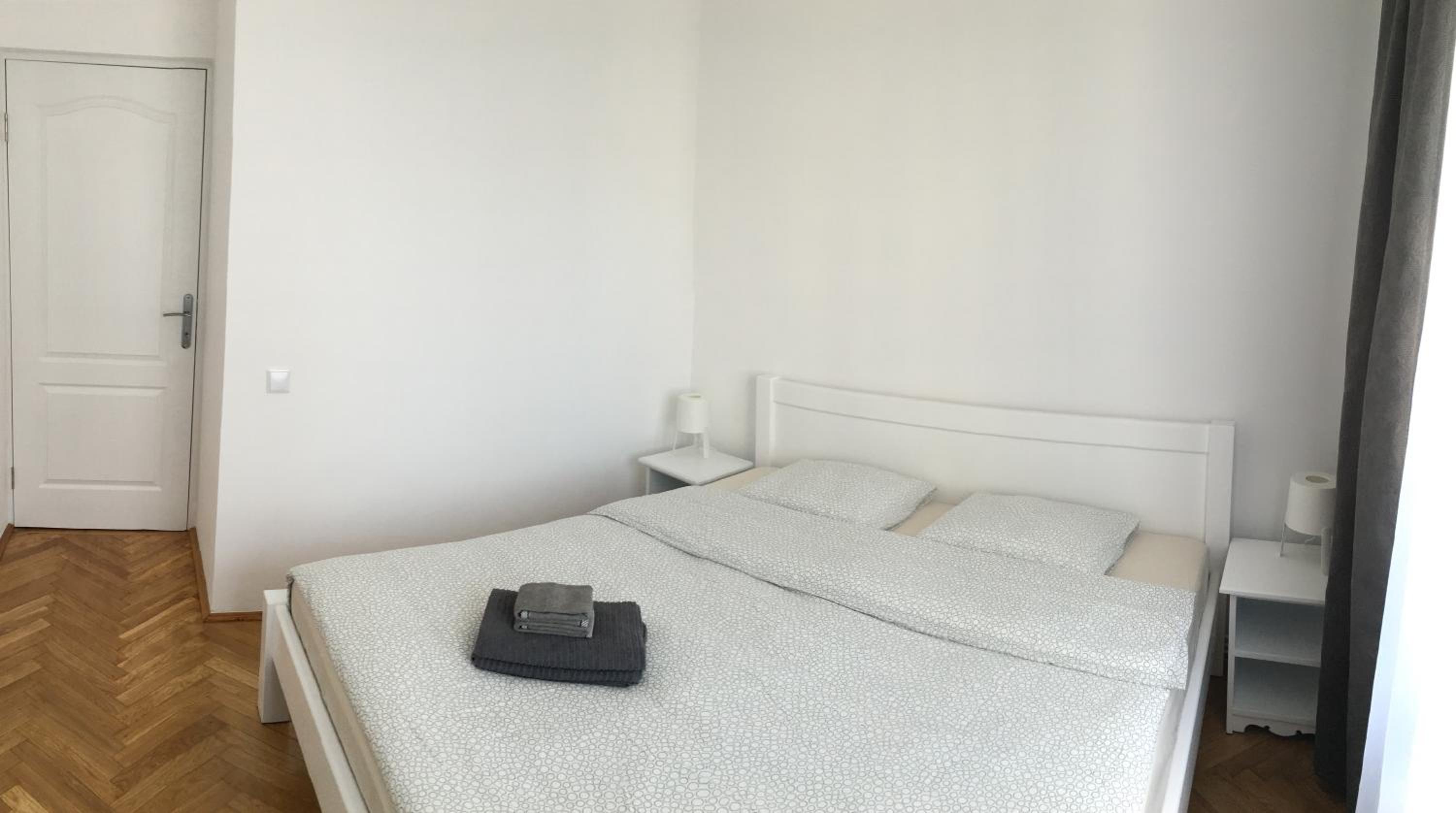 One-Bedroom Apartment - Photo 42