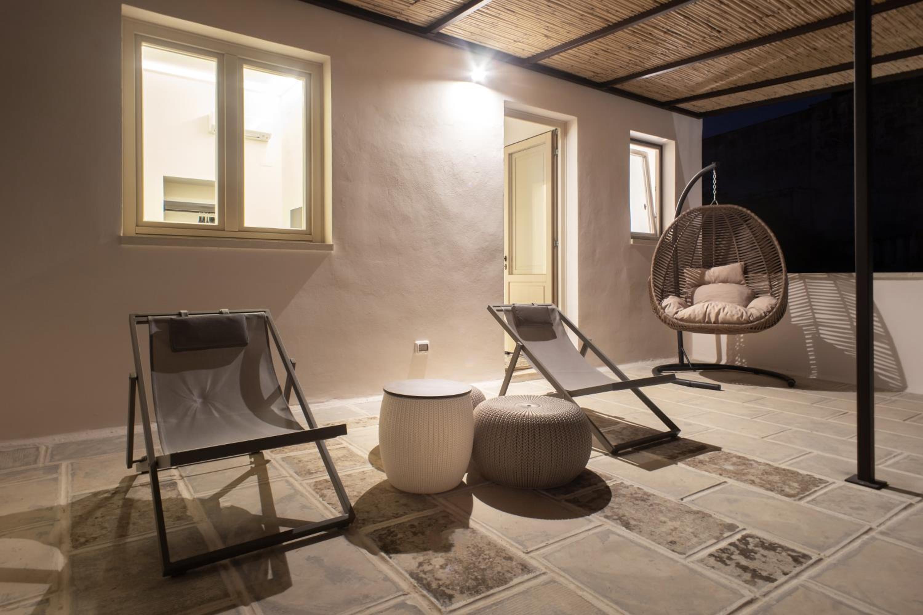Junior Suite with Terrace - Photo 4