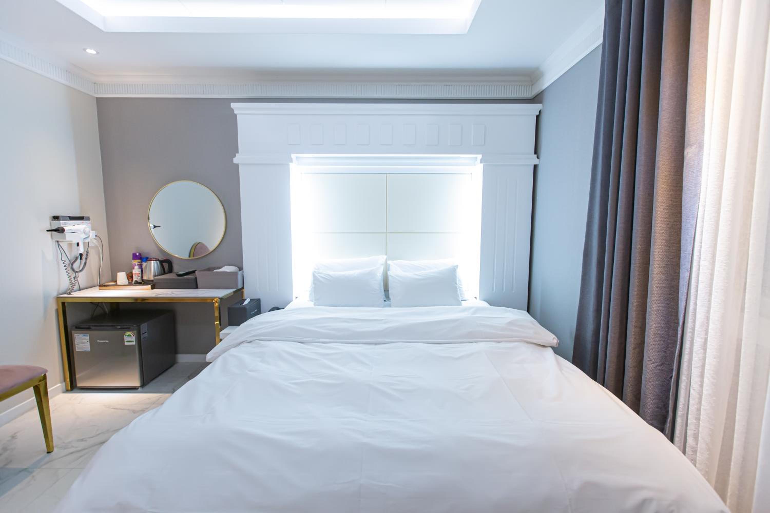 Deluxe Double Room - Photo 6