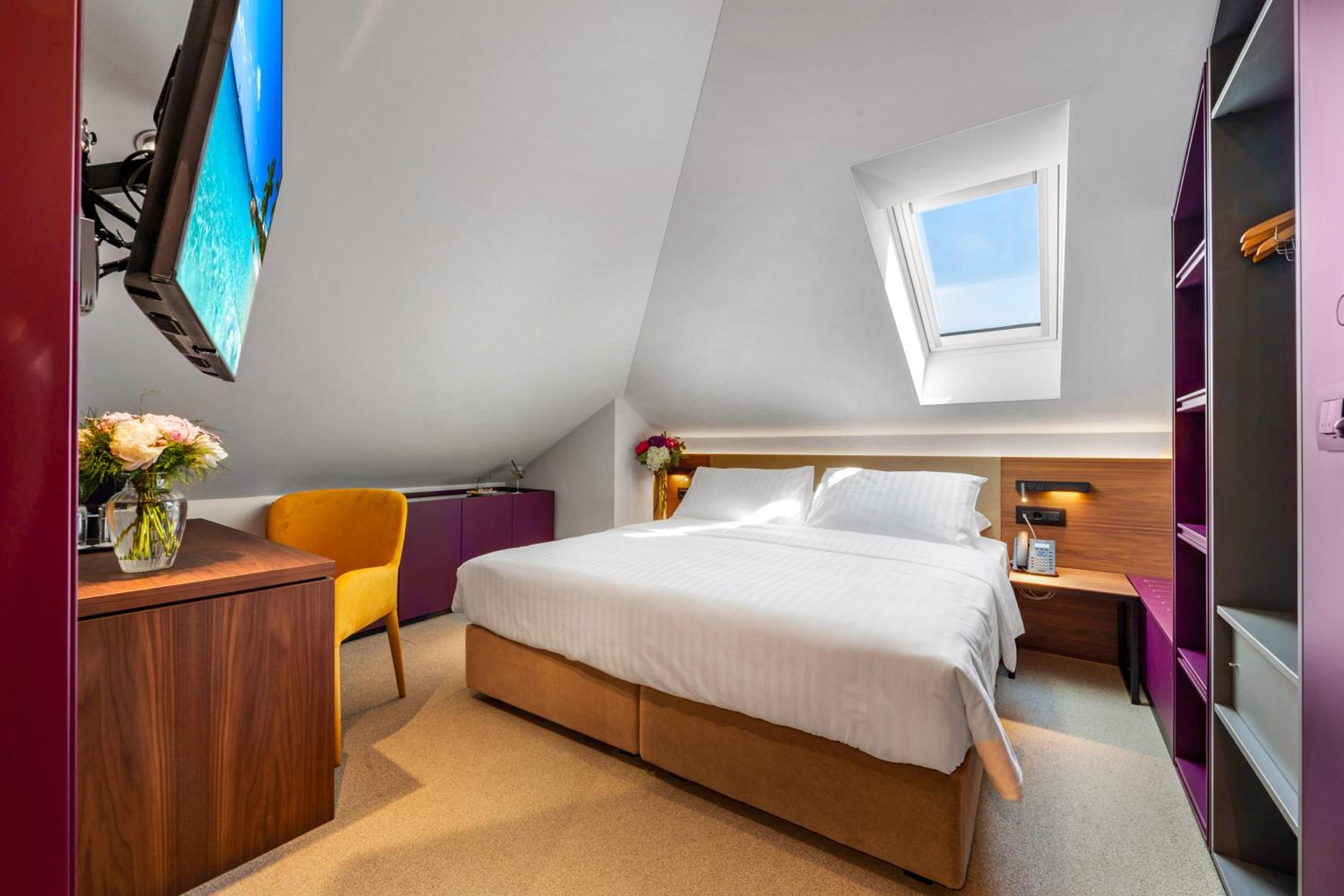 Doppelzimmer mit Balkon