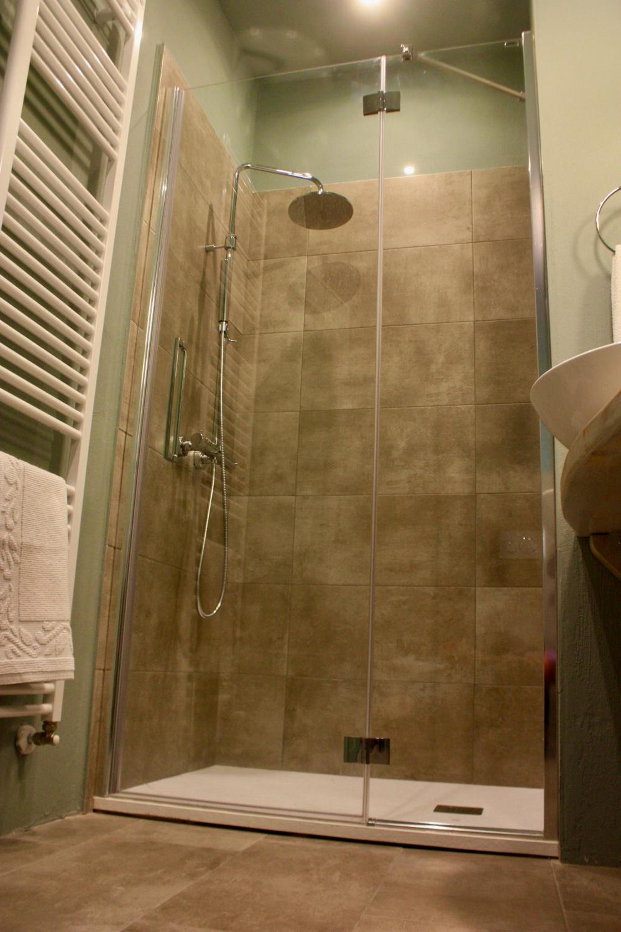 Deluxe Room - Photo 3