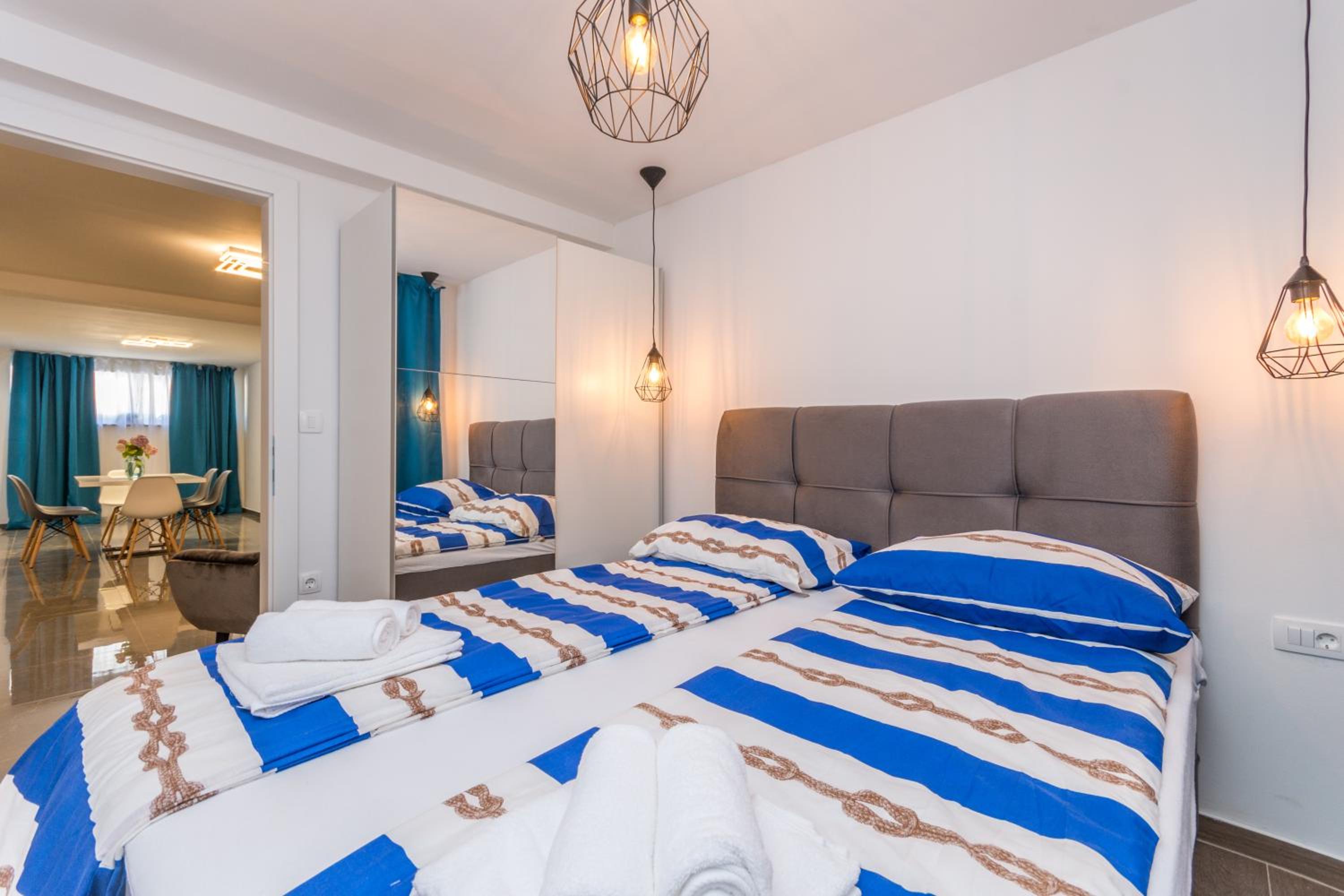 Appartement 2 Chambres avec Piscine Privée