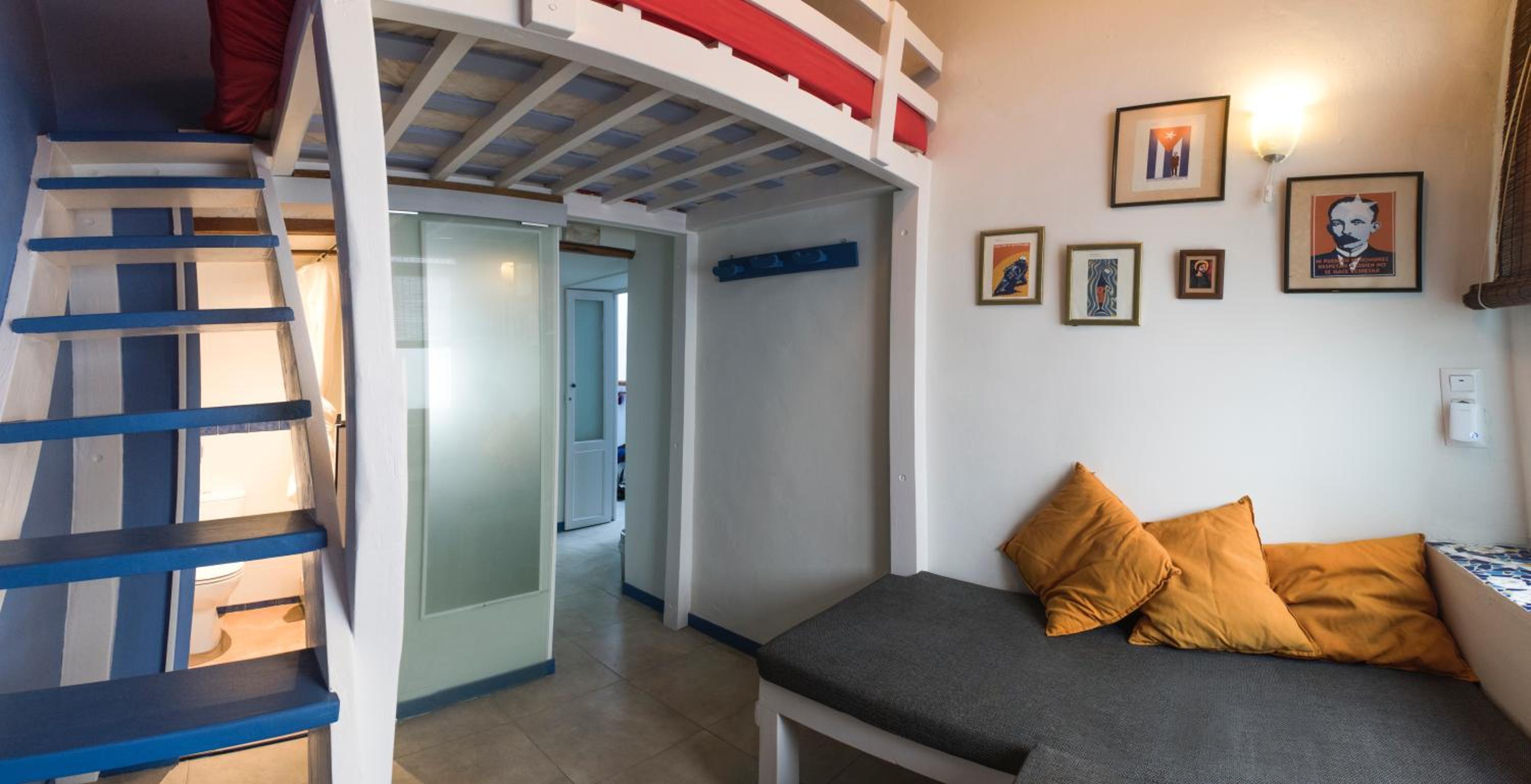 Habitación Doble con Baño Privado