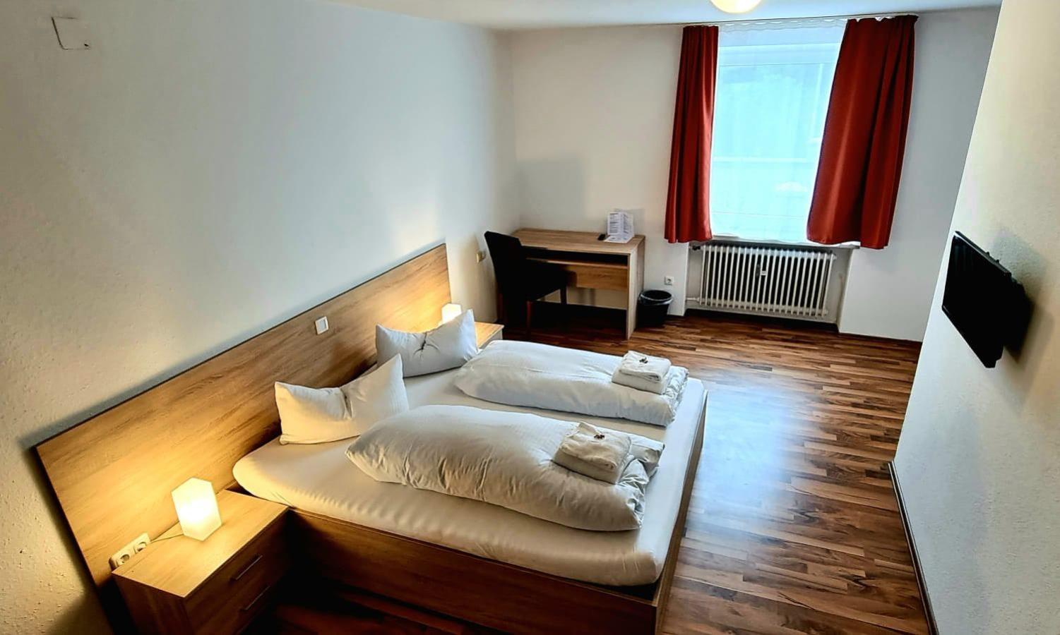 Apartment with Balcony photo 3