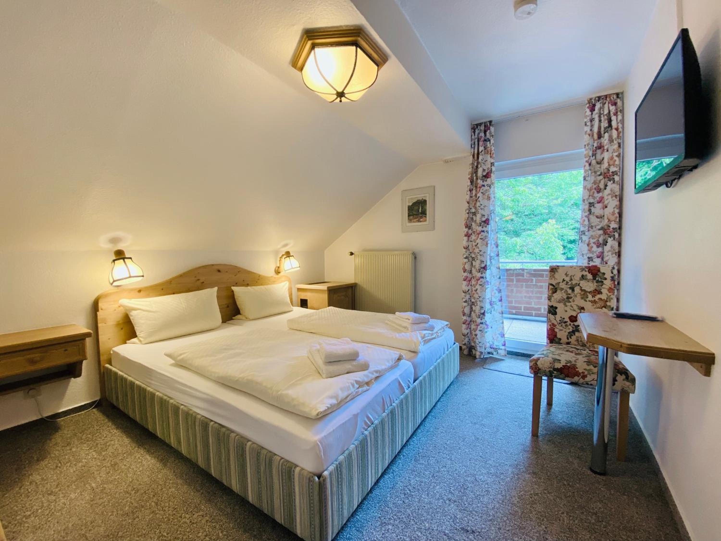 Double Room with Balcony photo 3