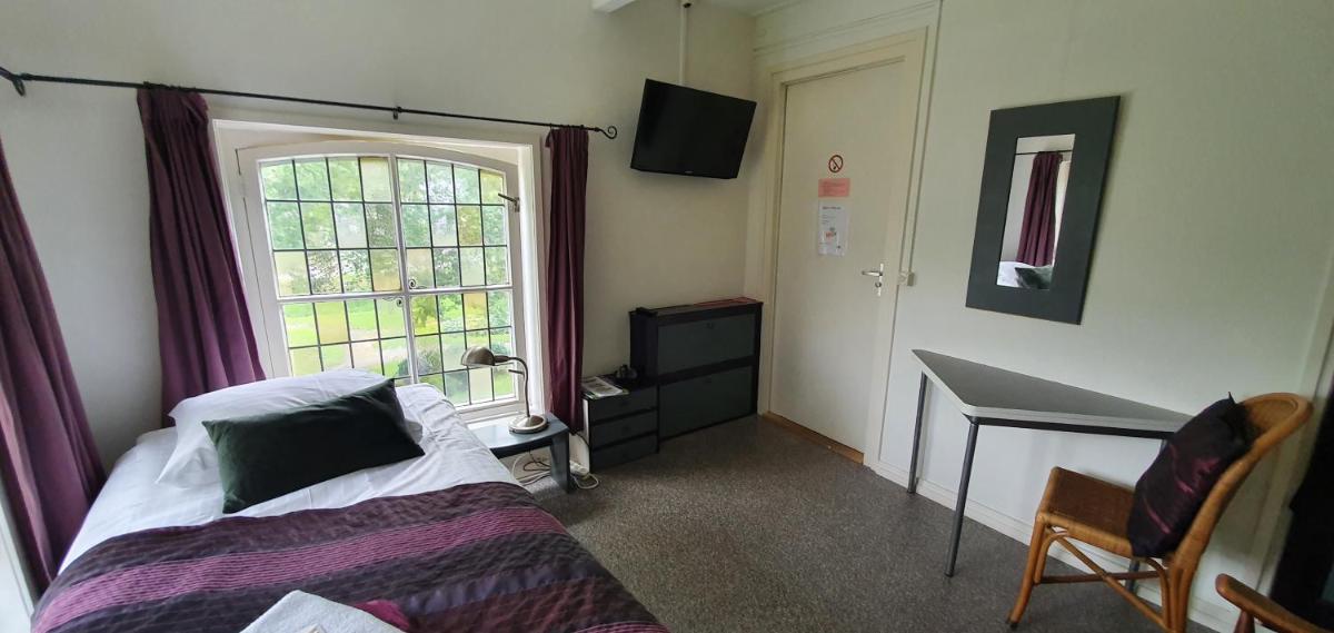 Budget Single Room photo 1