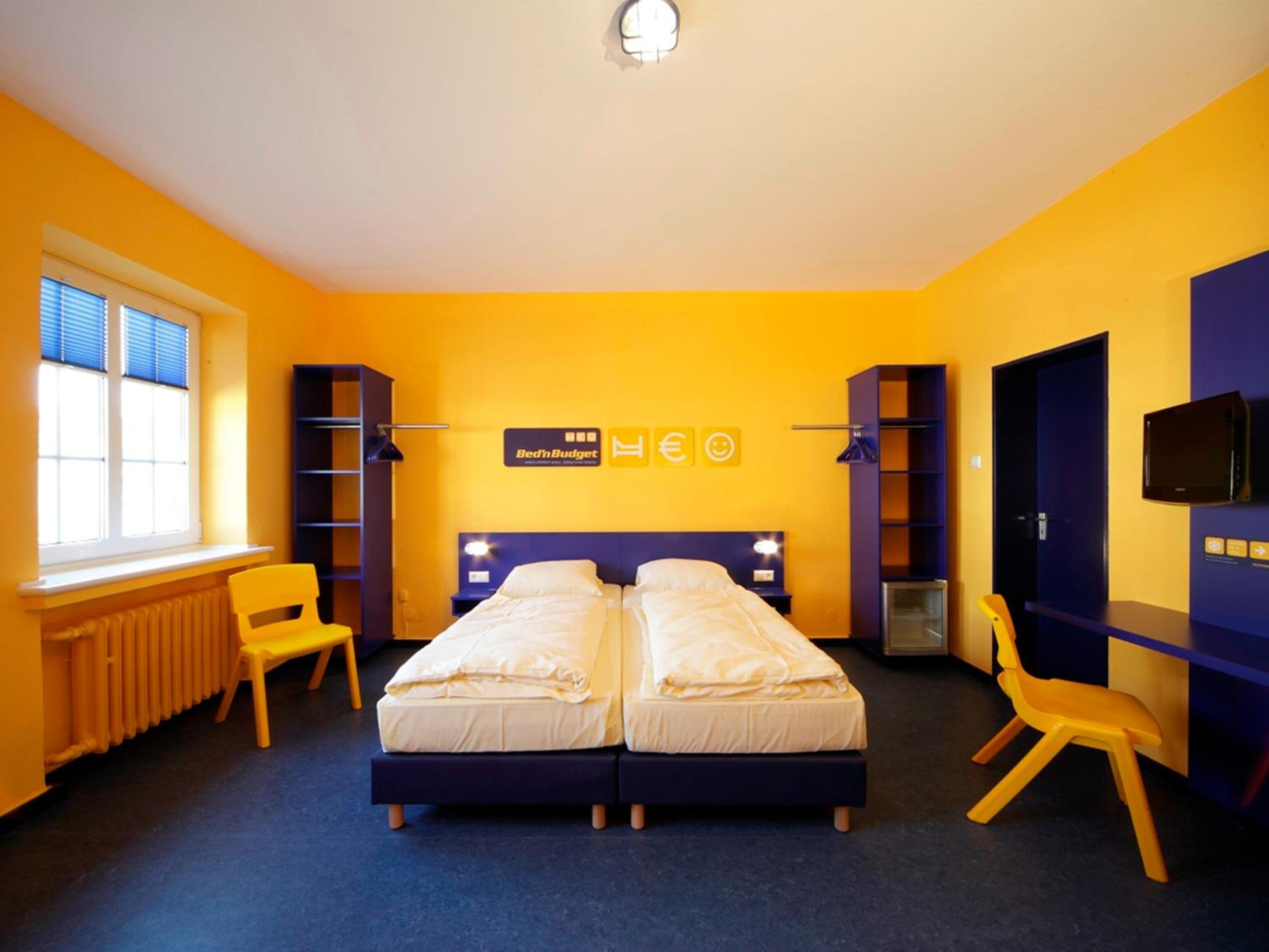 Double Room with Private Bathroom - Photo 4