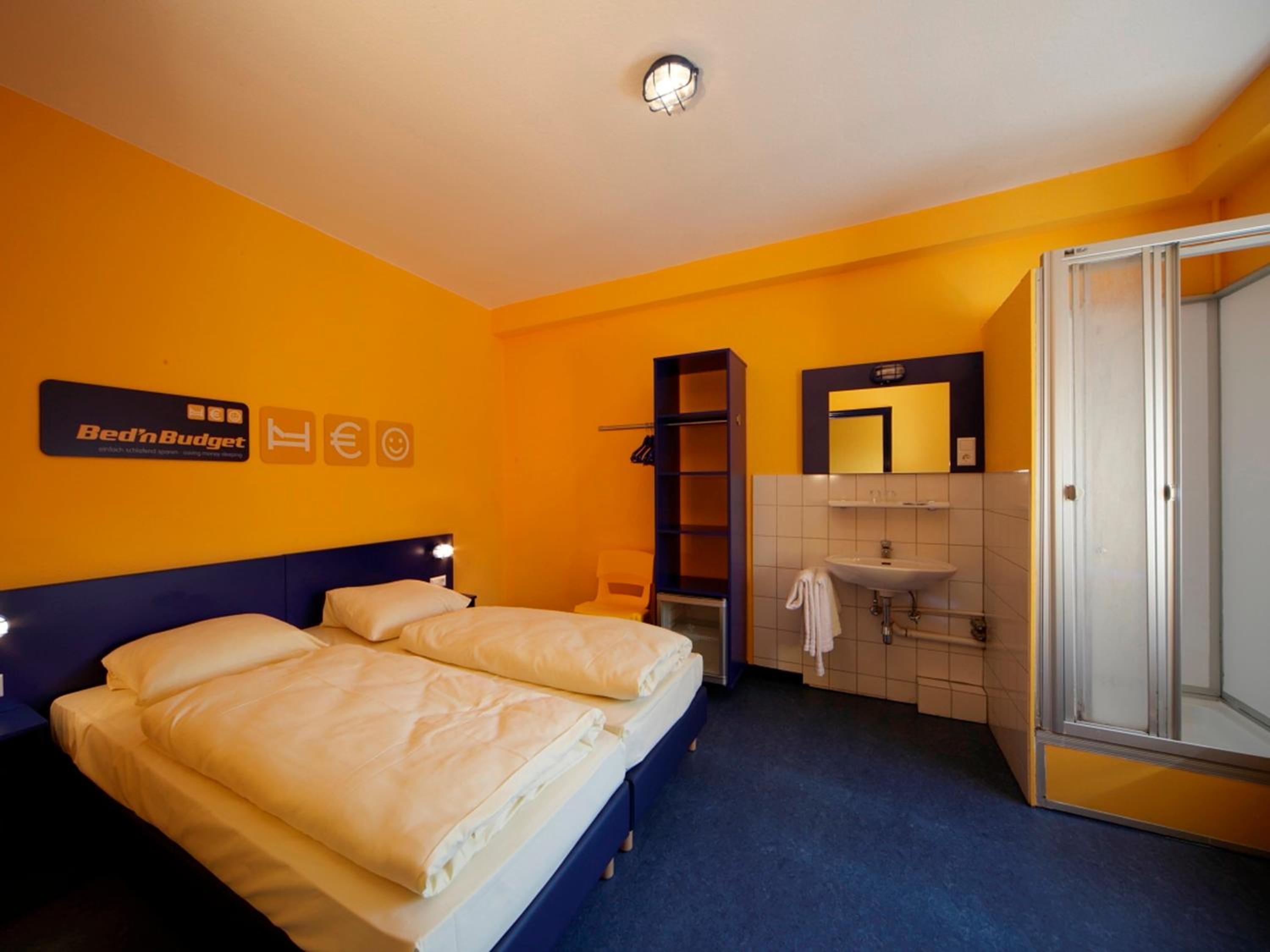 Double Room only with Shower - Photo 1