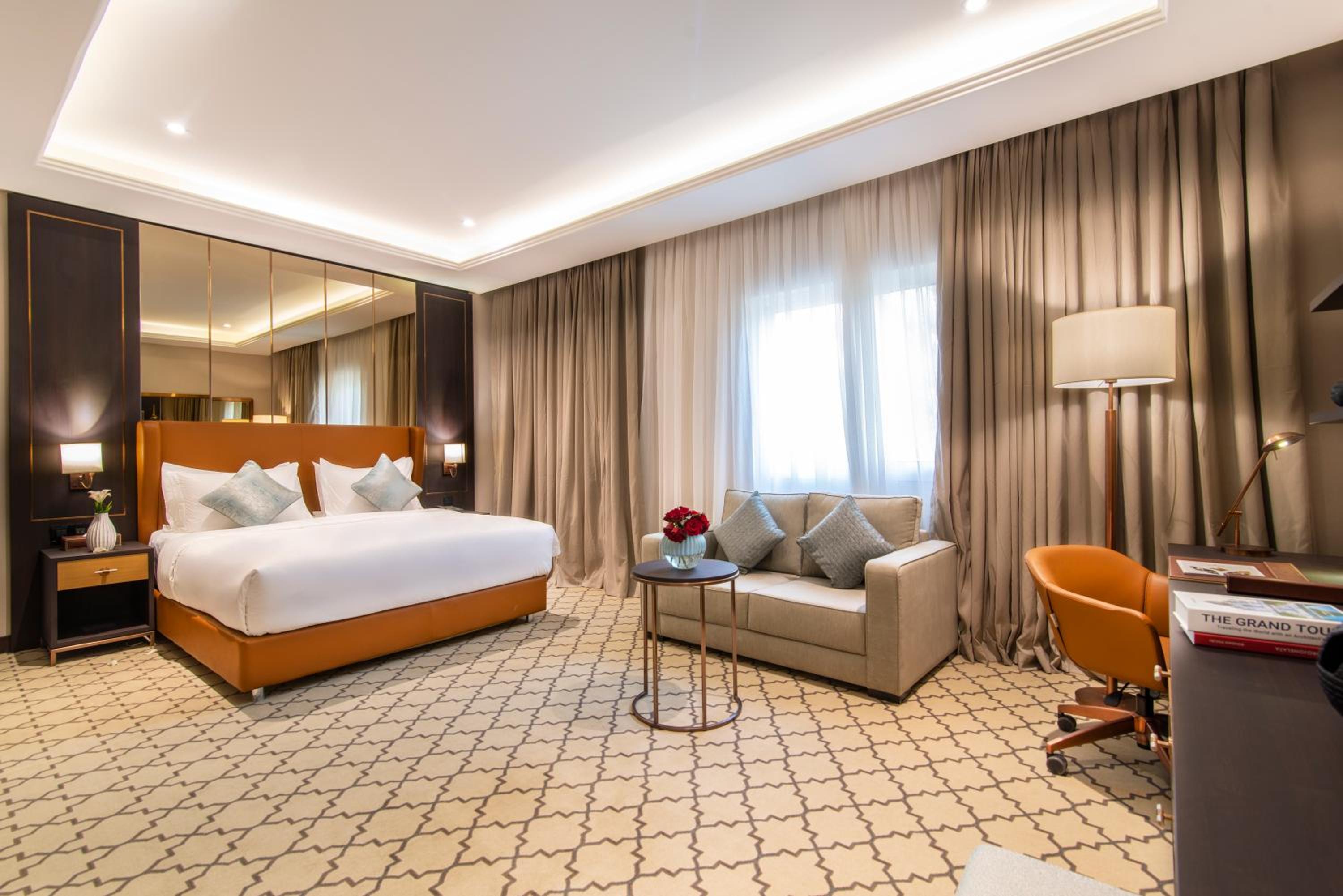 Large Double Room photo 2
