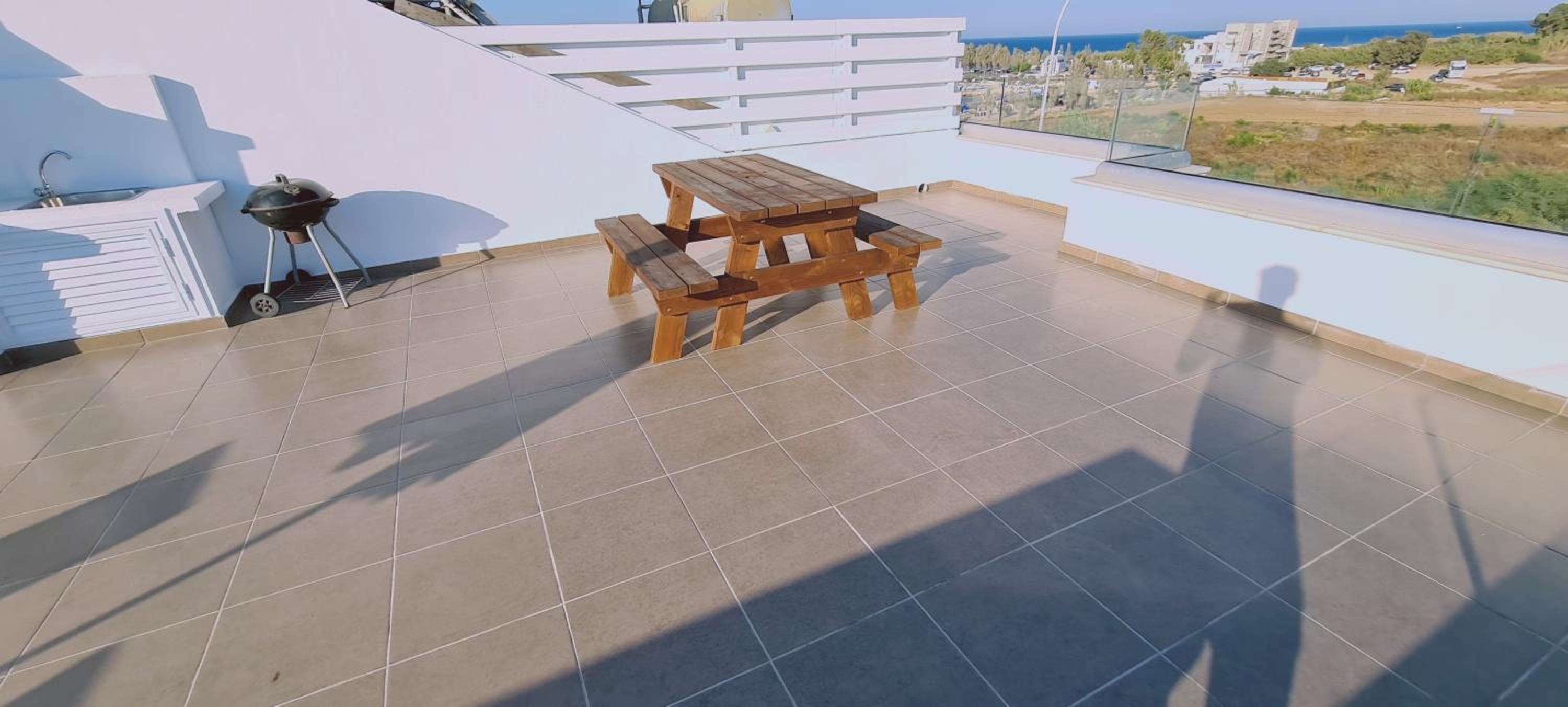 Apartment with Terrace - Photo 37