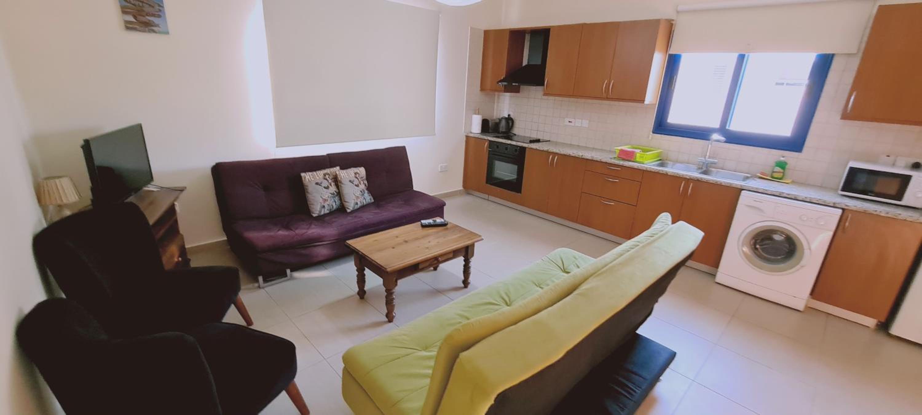 Apartment with Terrace - Photo 28