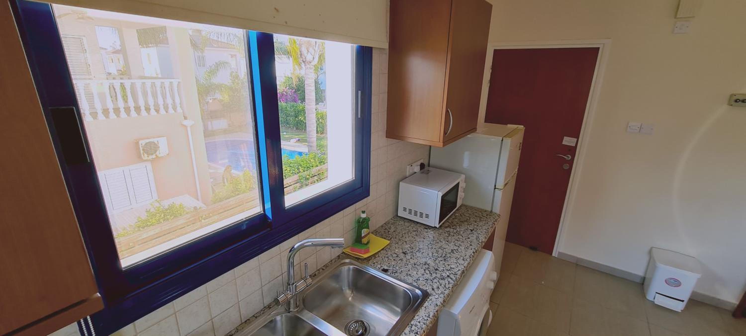 Apartment with Terrace - Photo 22