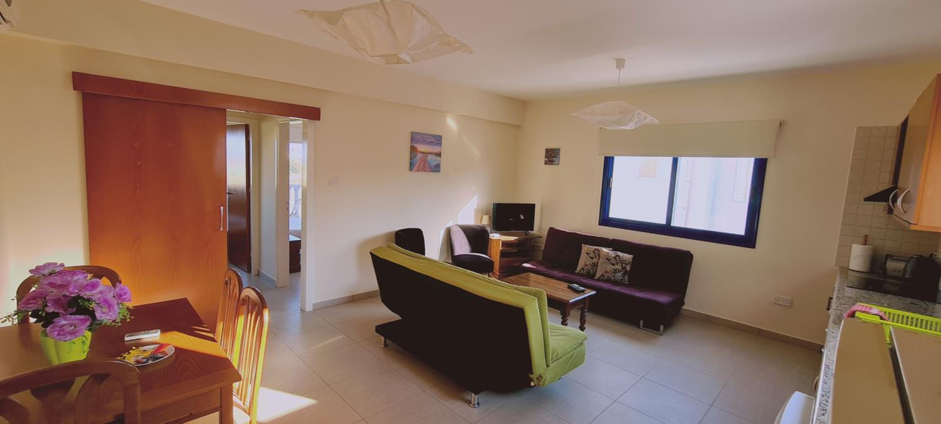 Apartment with Terrace - Photo 29