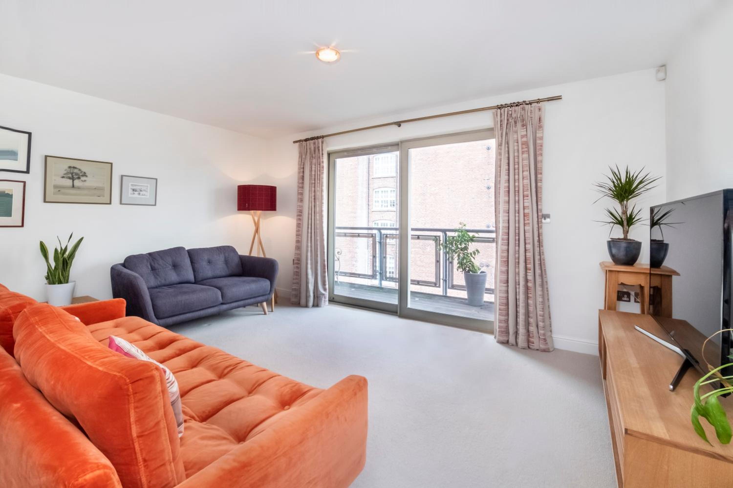 Apartment with Balcony