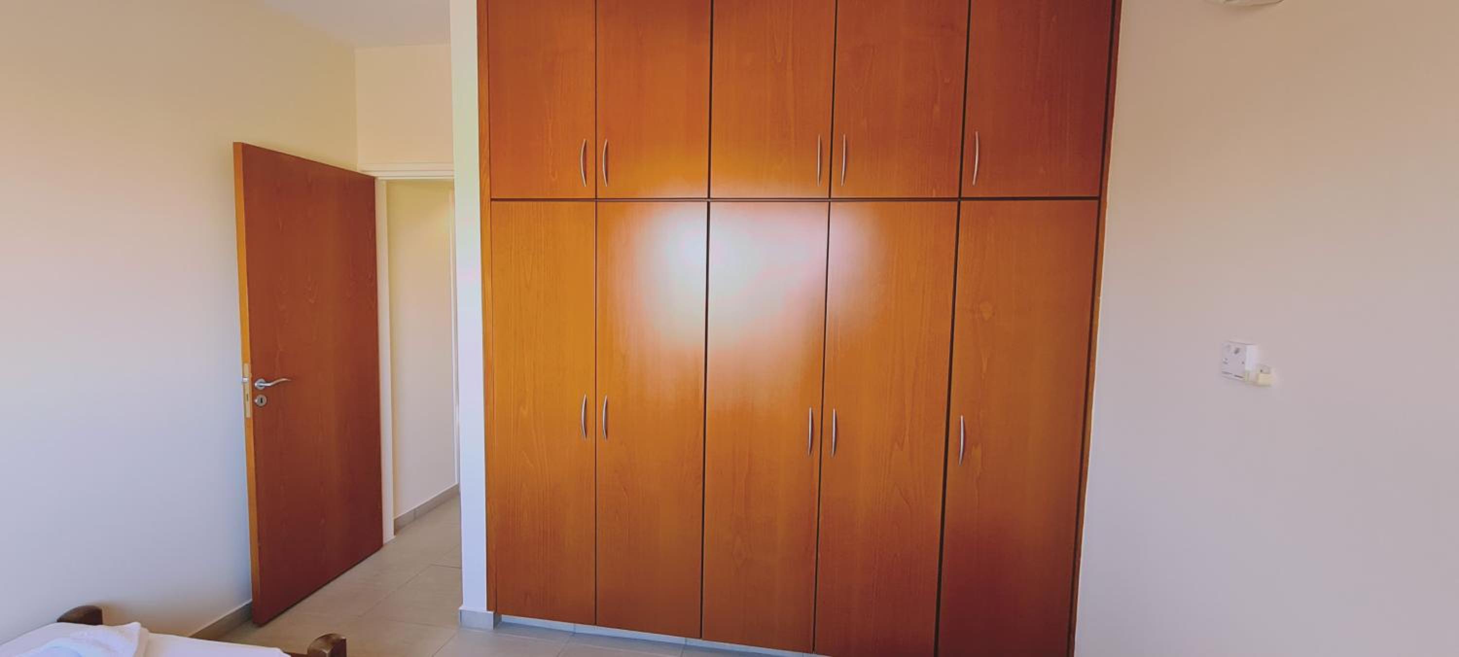 Apartment with Terrace - Photo 9