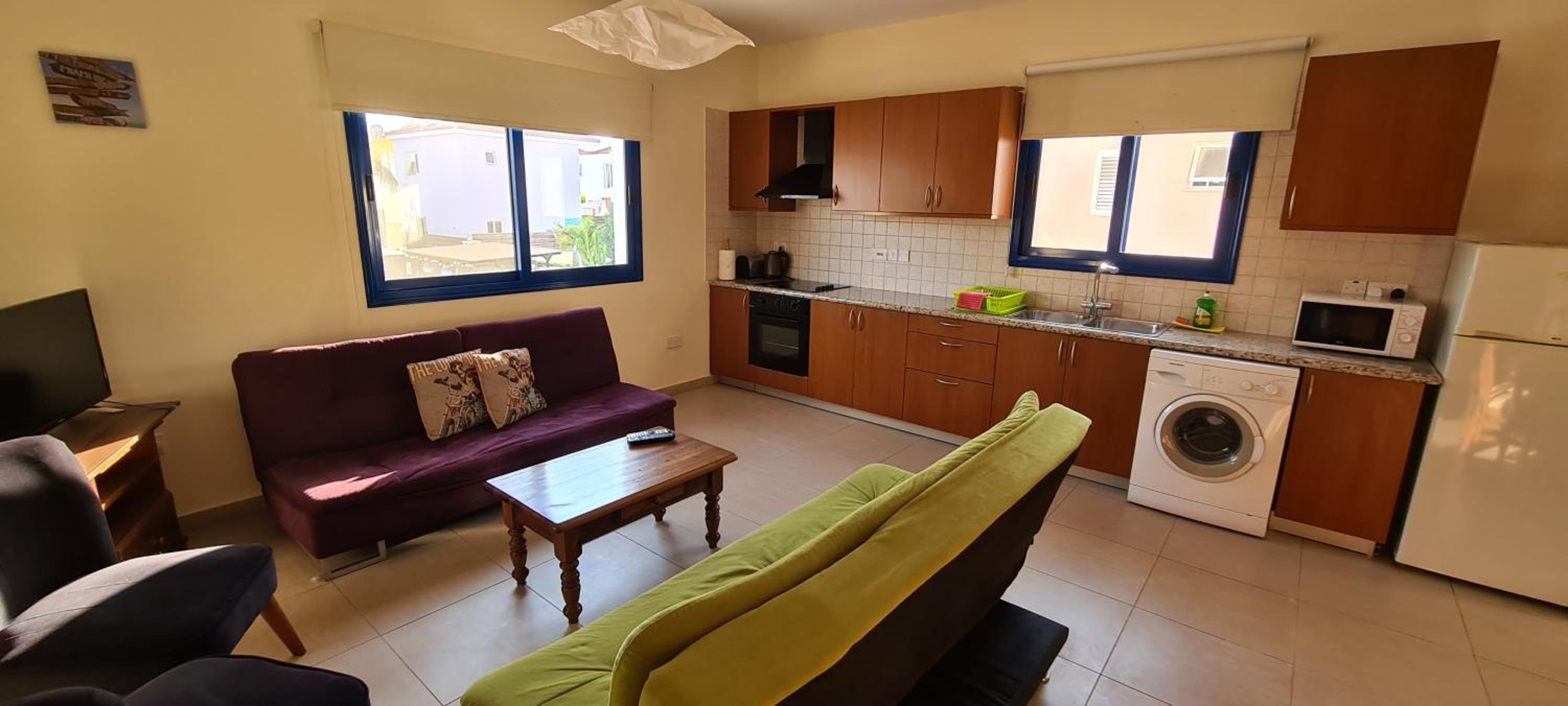 Apartment with Terrace - Photo 32