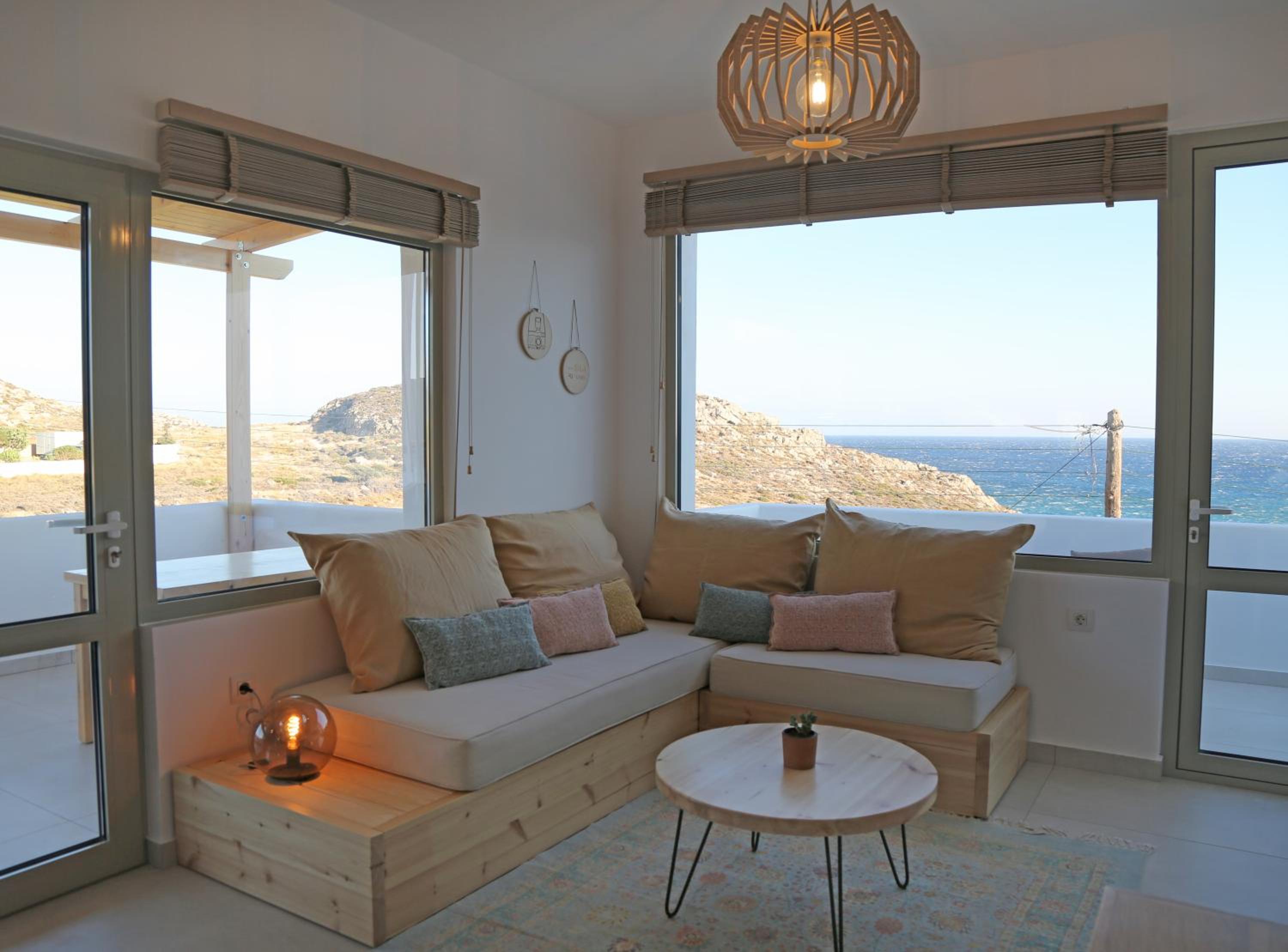 Two-Bedroom Apartment with Sea View (Bohemian) photo 1