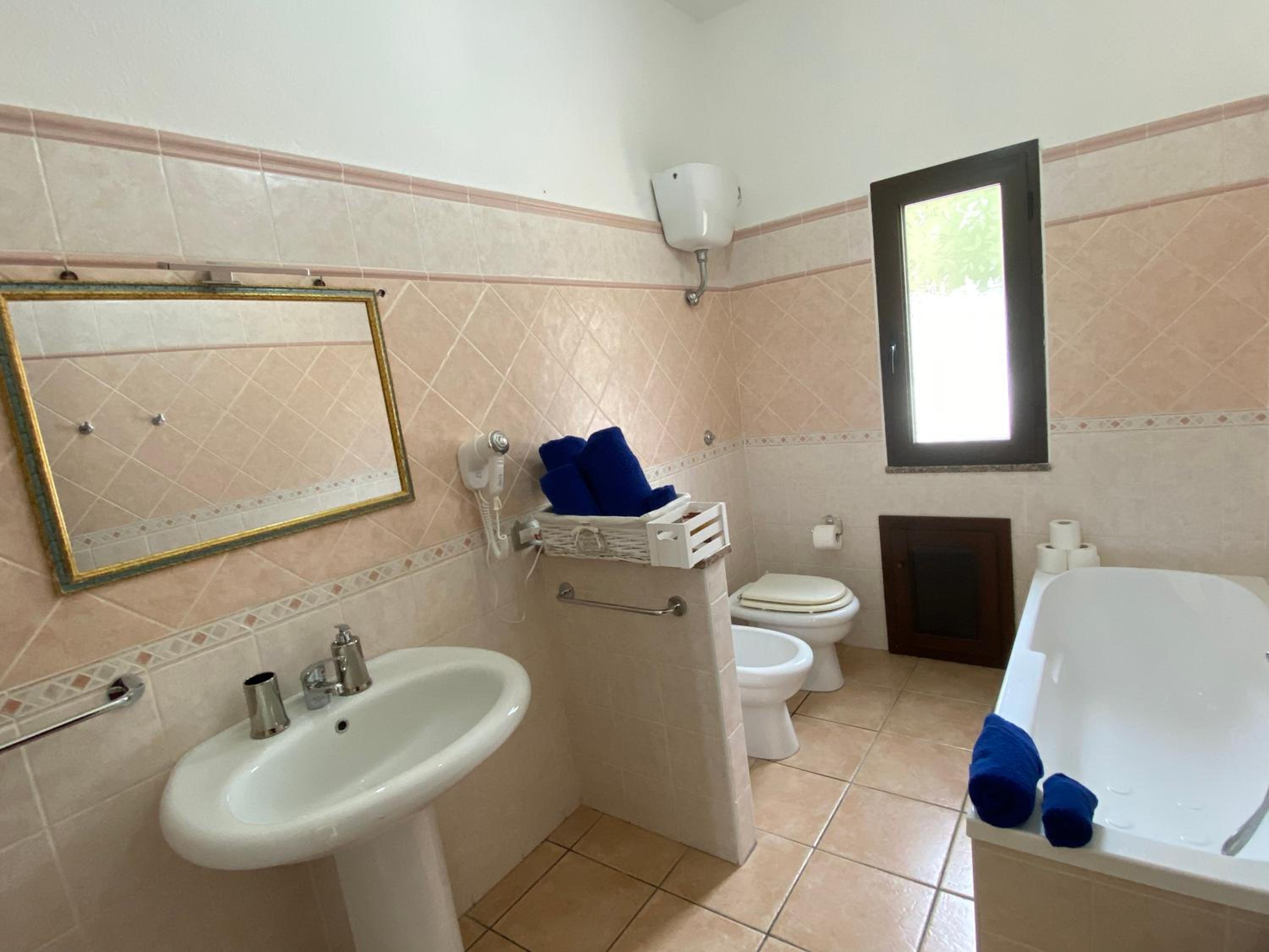 Two-Bedroom Villa - Photo 17