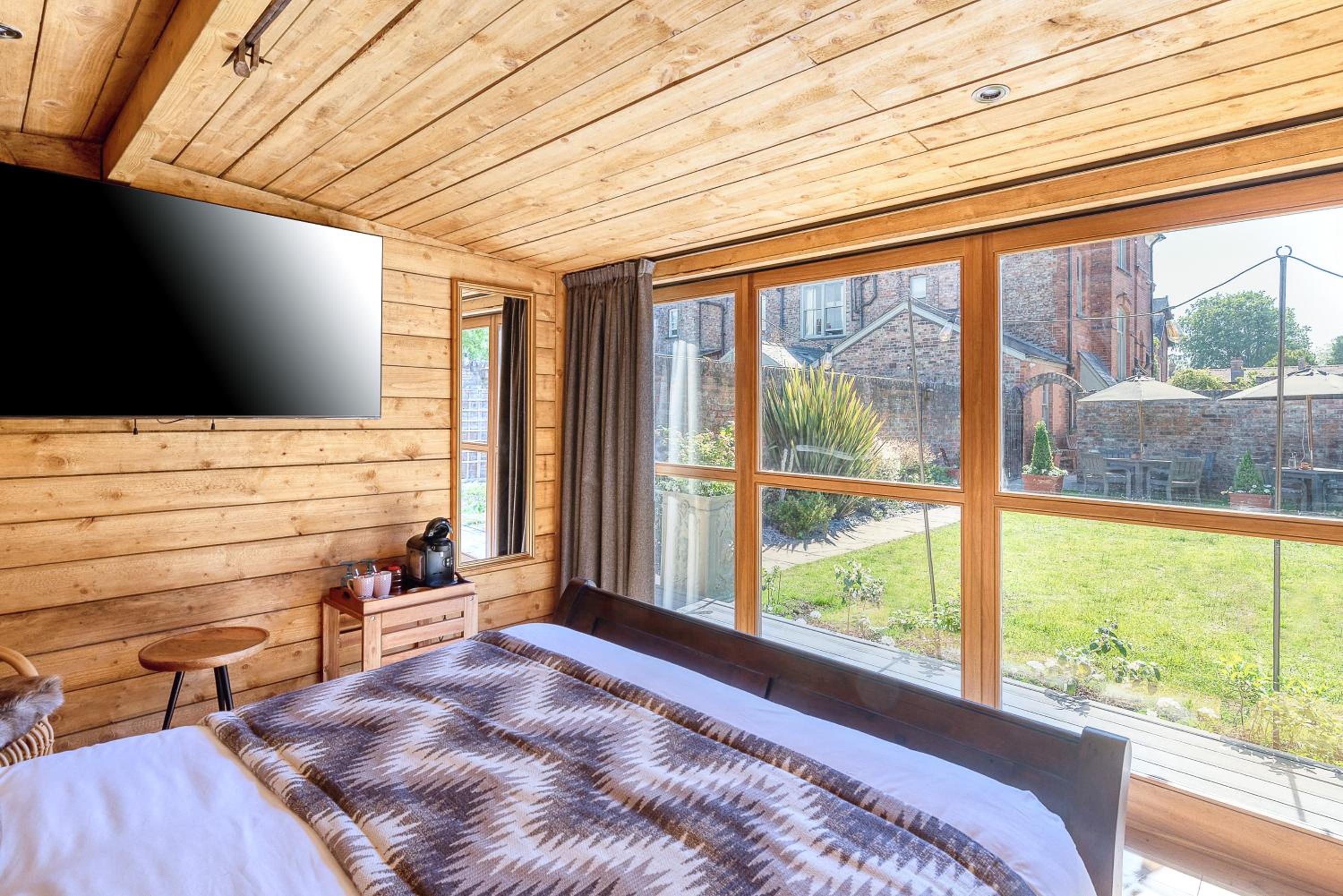 Suite with Garden View photo 3