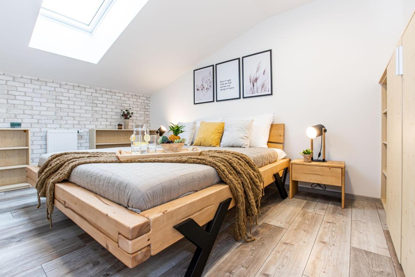 Apartment - Split Level