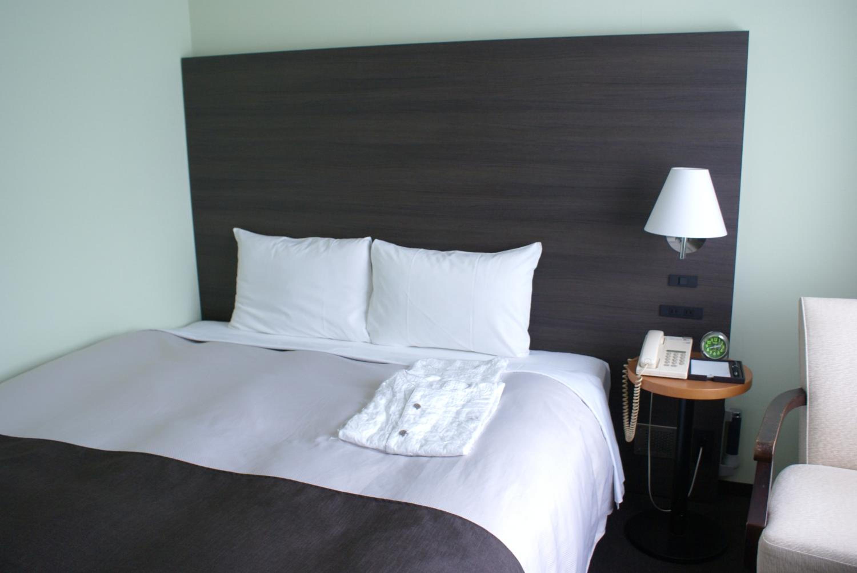Double Room - Non-Smoking  photo 3